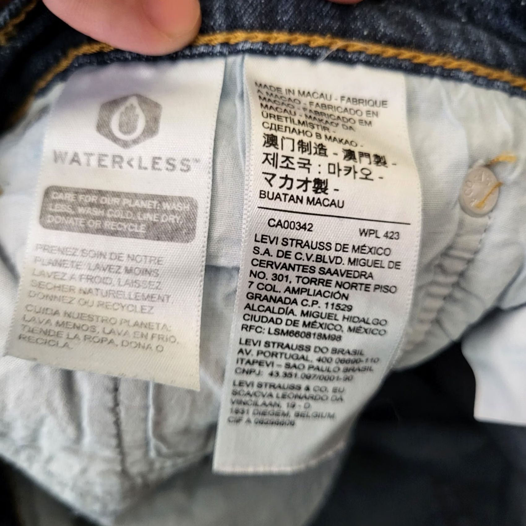 Levi's Levi's Women's Jeans Straight Button Fly Five Pockets Size 24 Denim Blue Medium Waist Rise Mid Regular Fit Size 42" / US 20 - 4 Thumbnail
