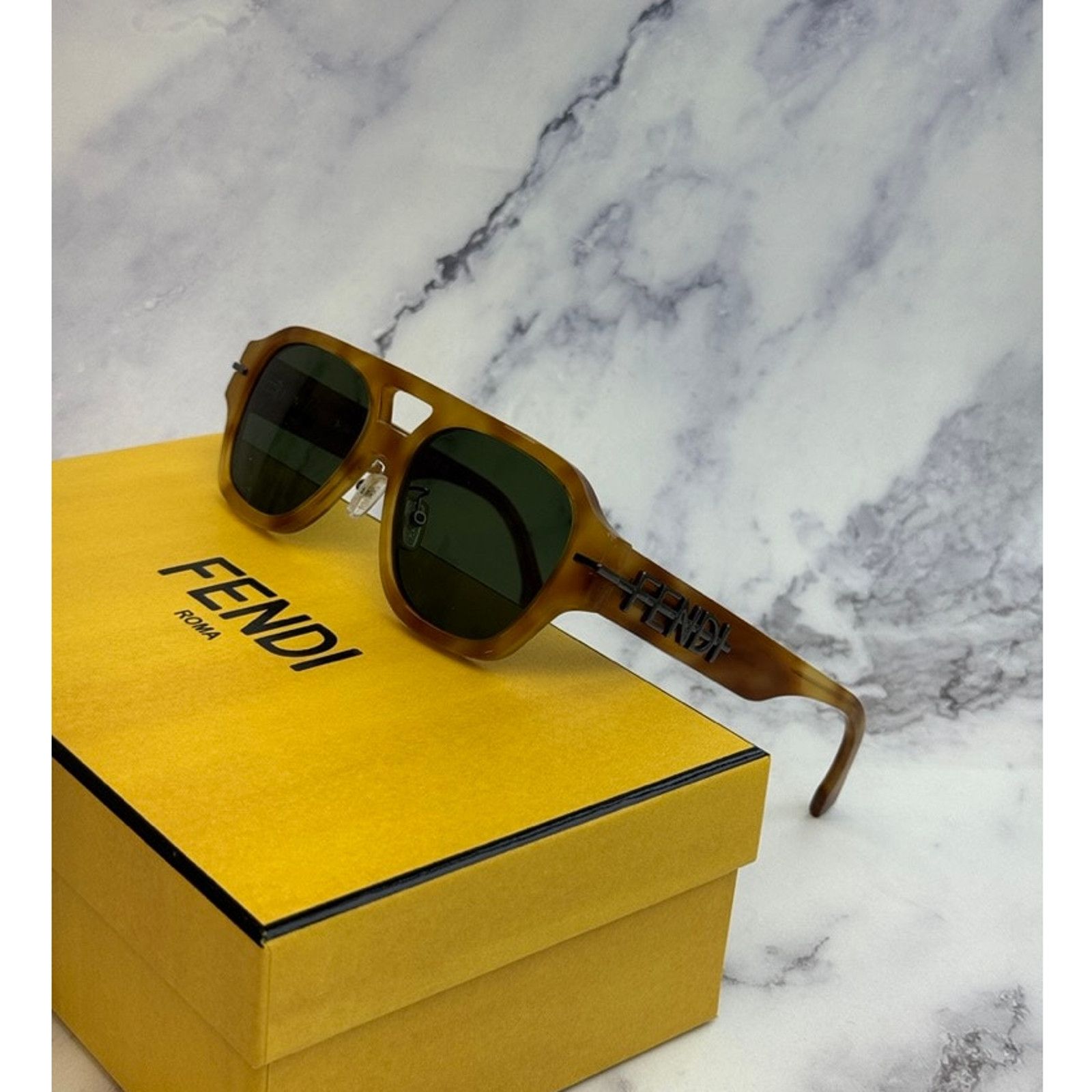 NEW Fendi FE40130F Logo Brown Aviator Sunglasses