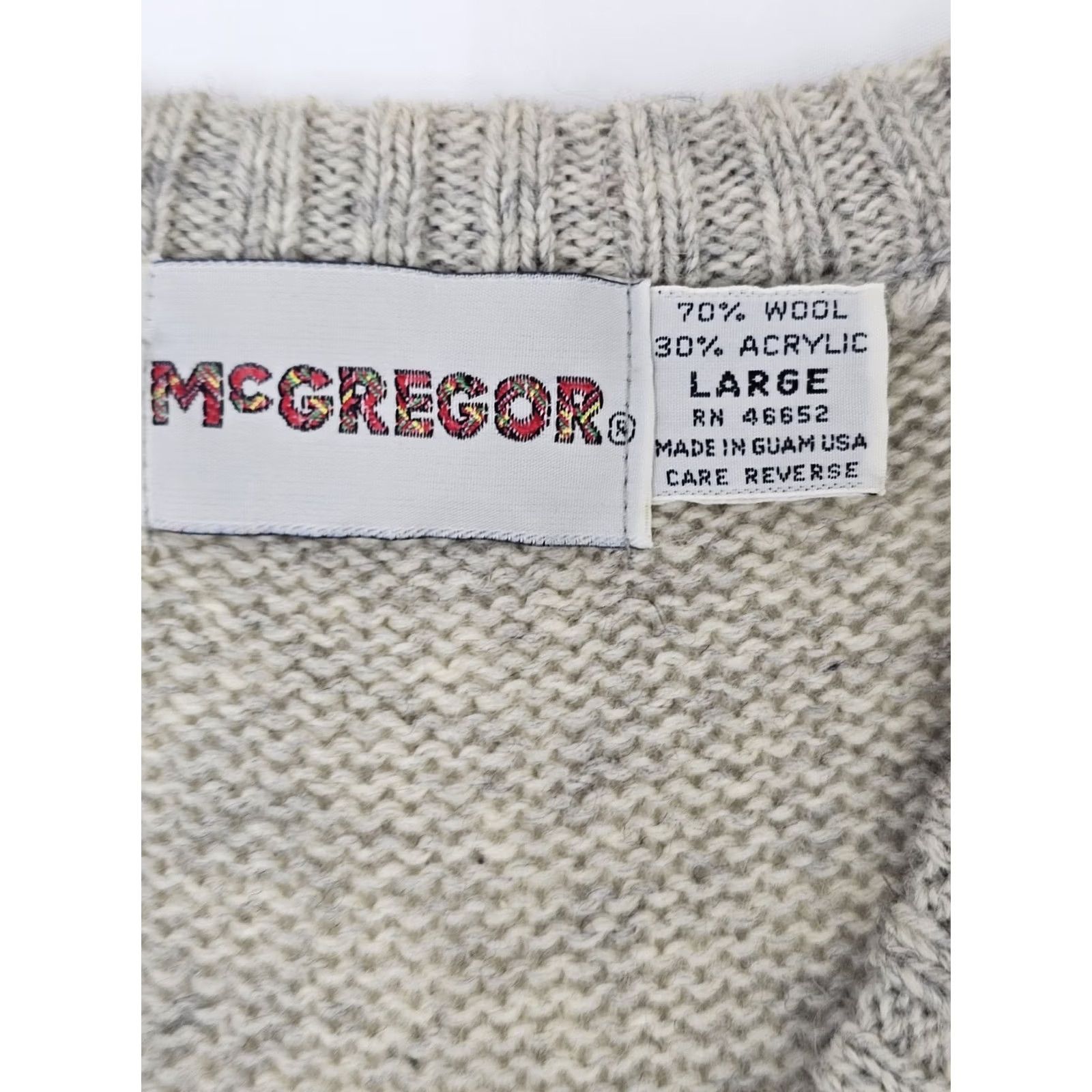 McGregor VINTAGE McGregor Sweater Vest Men L Wool Blend Cable Knit Tan 80s Preppy University Mens Size US L / EU 52-54 / 3 - 2 Thumbnail