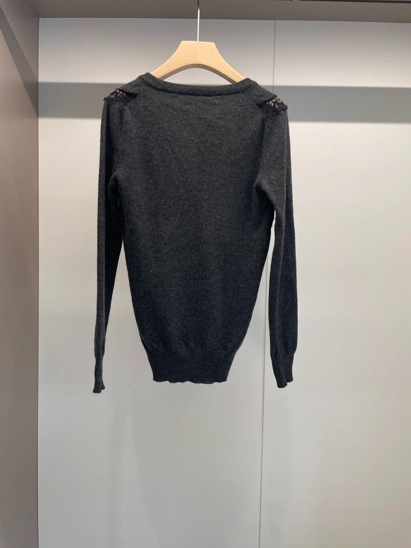 Dolce & Gabbana D&G deep gray cashmere cardigan size 38 Size XS / US 0-2 / IT 36-38 - 2 Thumbnail