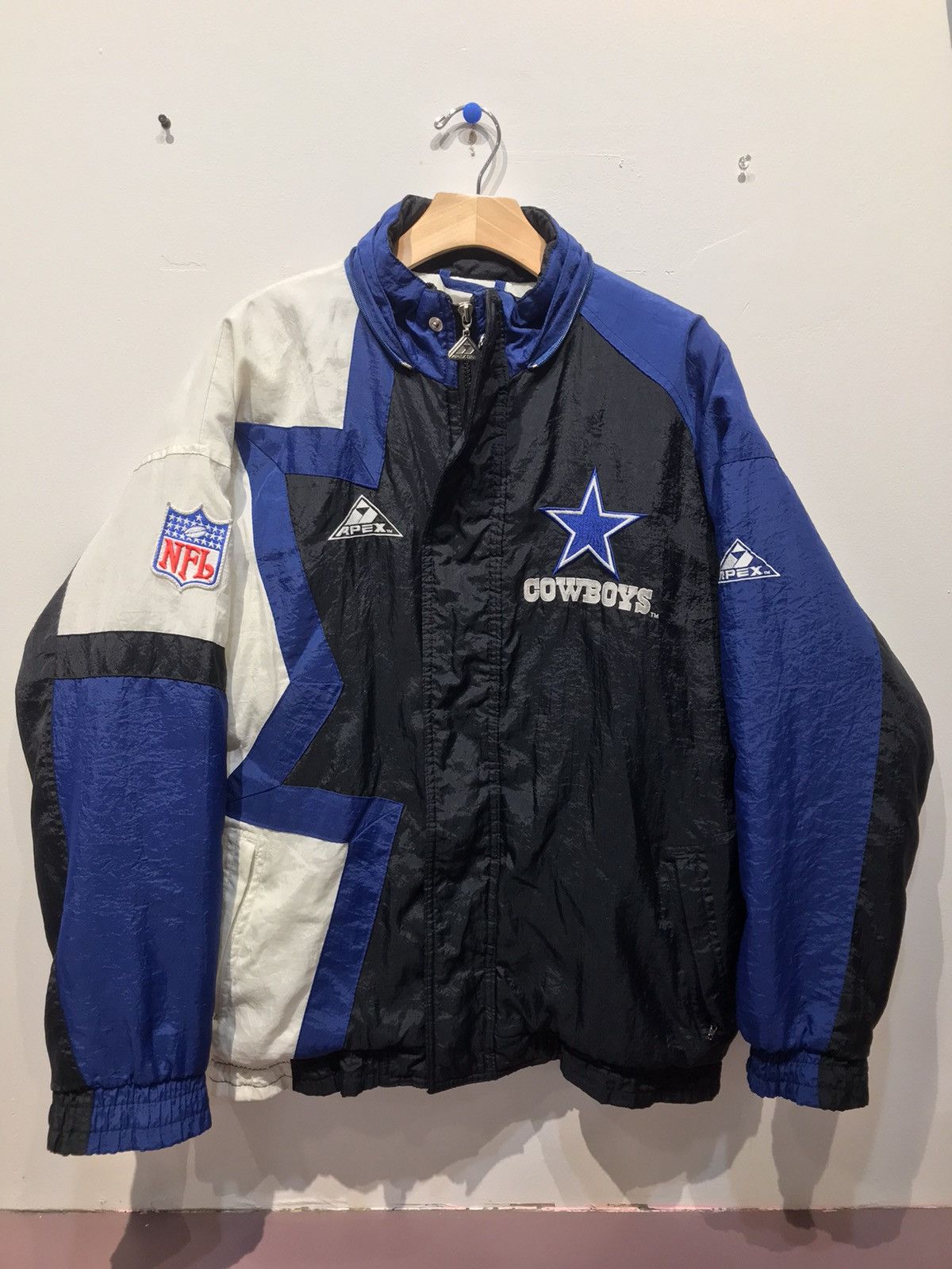 image of Apex One x Nfl 90's Vintage Retro Nfl Dallas Cowboys Football Color Block in Black (Size Large)