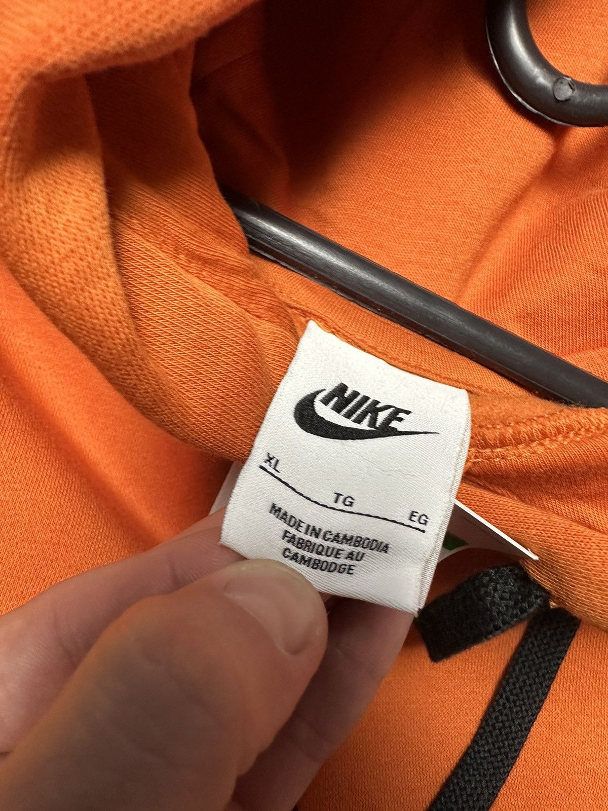 Vintage Nederland Nike soccer hoodie size XL orange big logo Size US XL / EU 56 / 4 - 5 Thumbnail