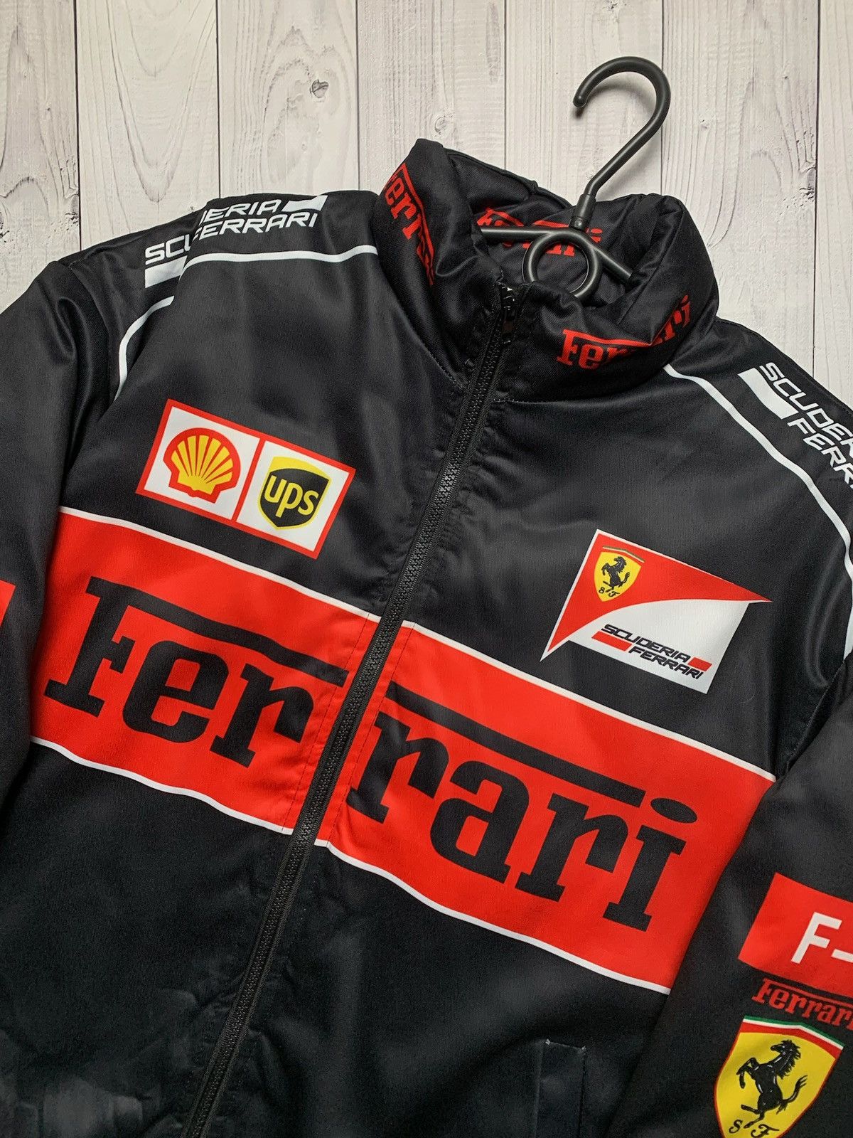 Vintage Vintage Racing jacket Ferrari big logo black size S Size US S / EU 44-46 / 1 - 3 Thumbnail