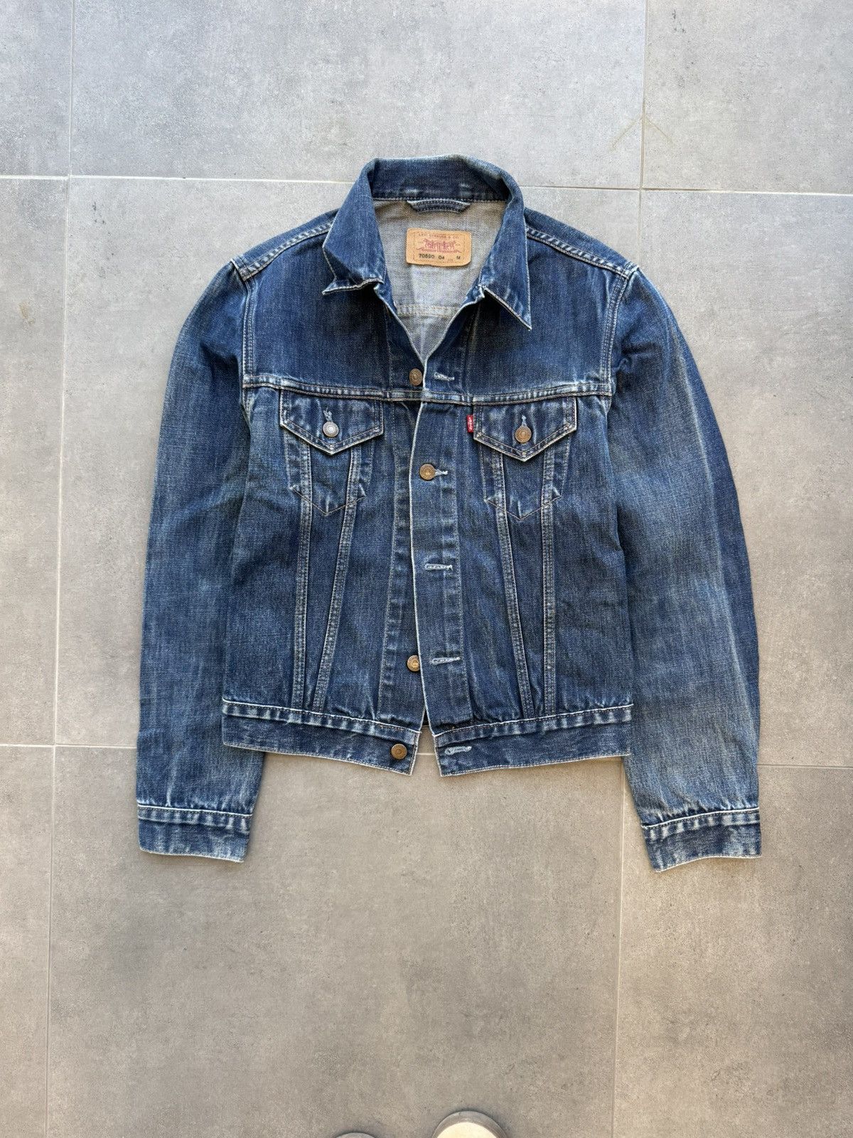 VINTAGE 90s LEVI’S DENIM JACKET