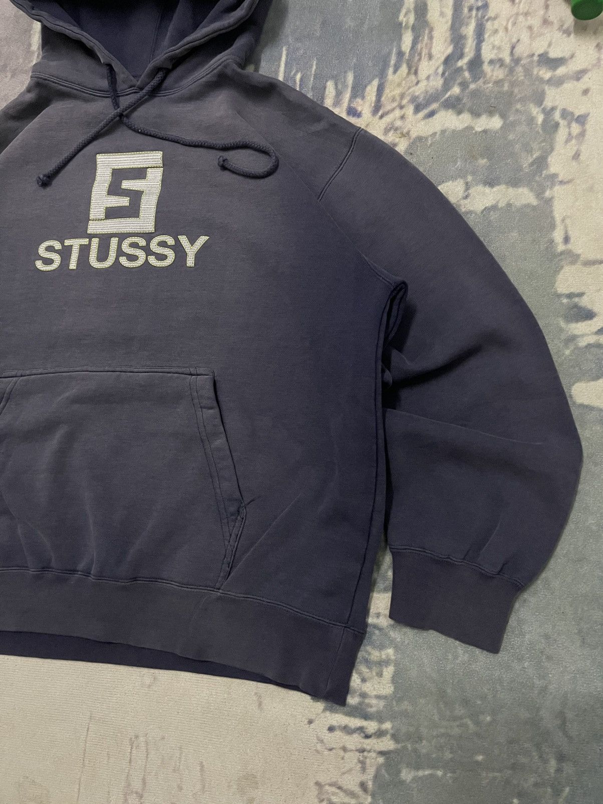 Stussy 90s OLD STUSSY RIPOFF FENDI ZUCCA LOGO PULLOVER SUNFADED Size US M / EU 48-50 / 2 - 4 Thumbnail