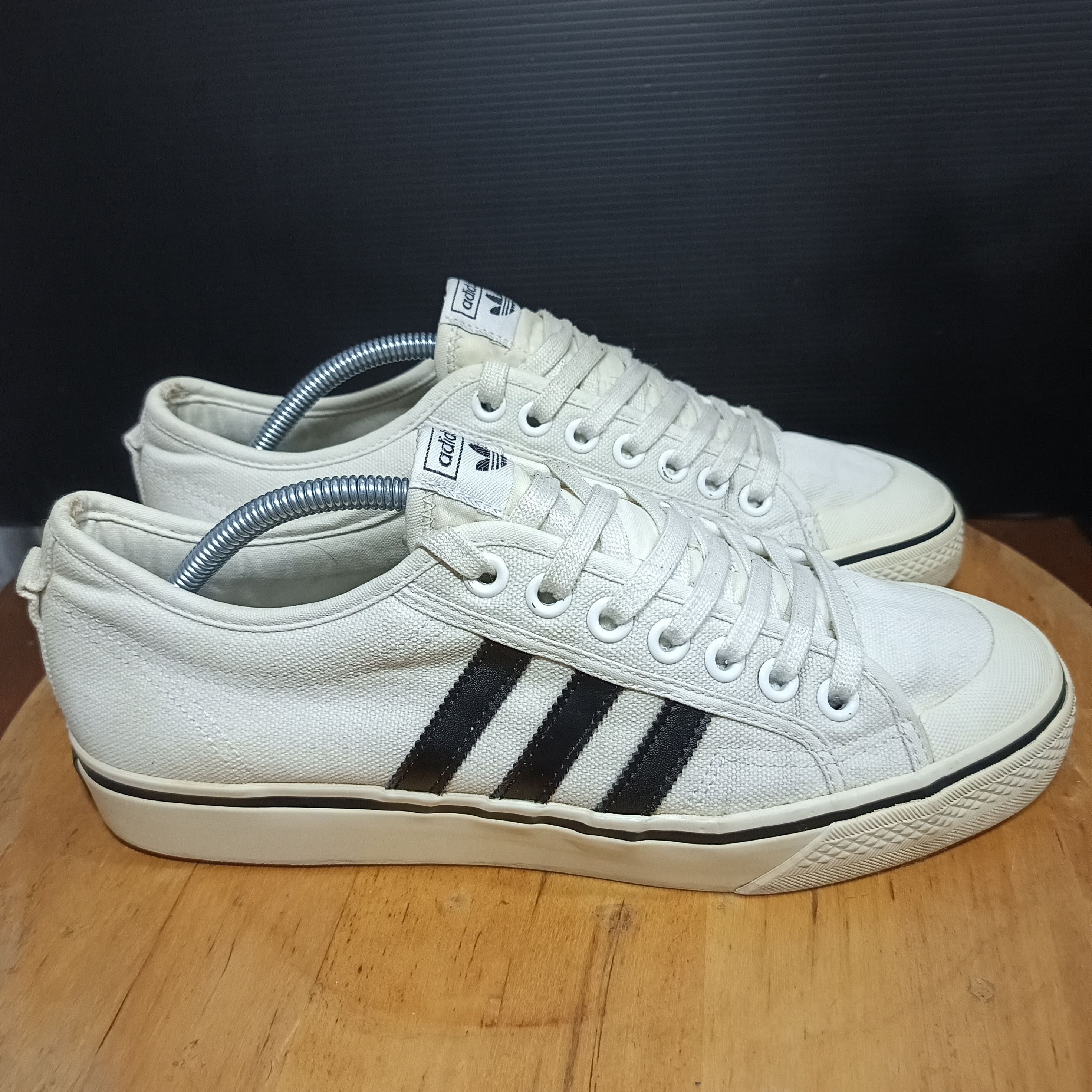 Adidas Adidas Nizza Size 10 Core White Pre Owned Authentic Size US 10 / EU 43 - 1 Thumbnail