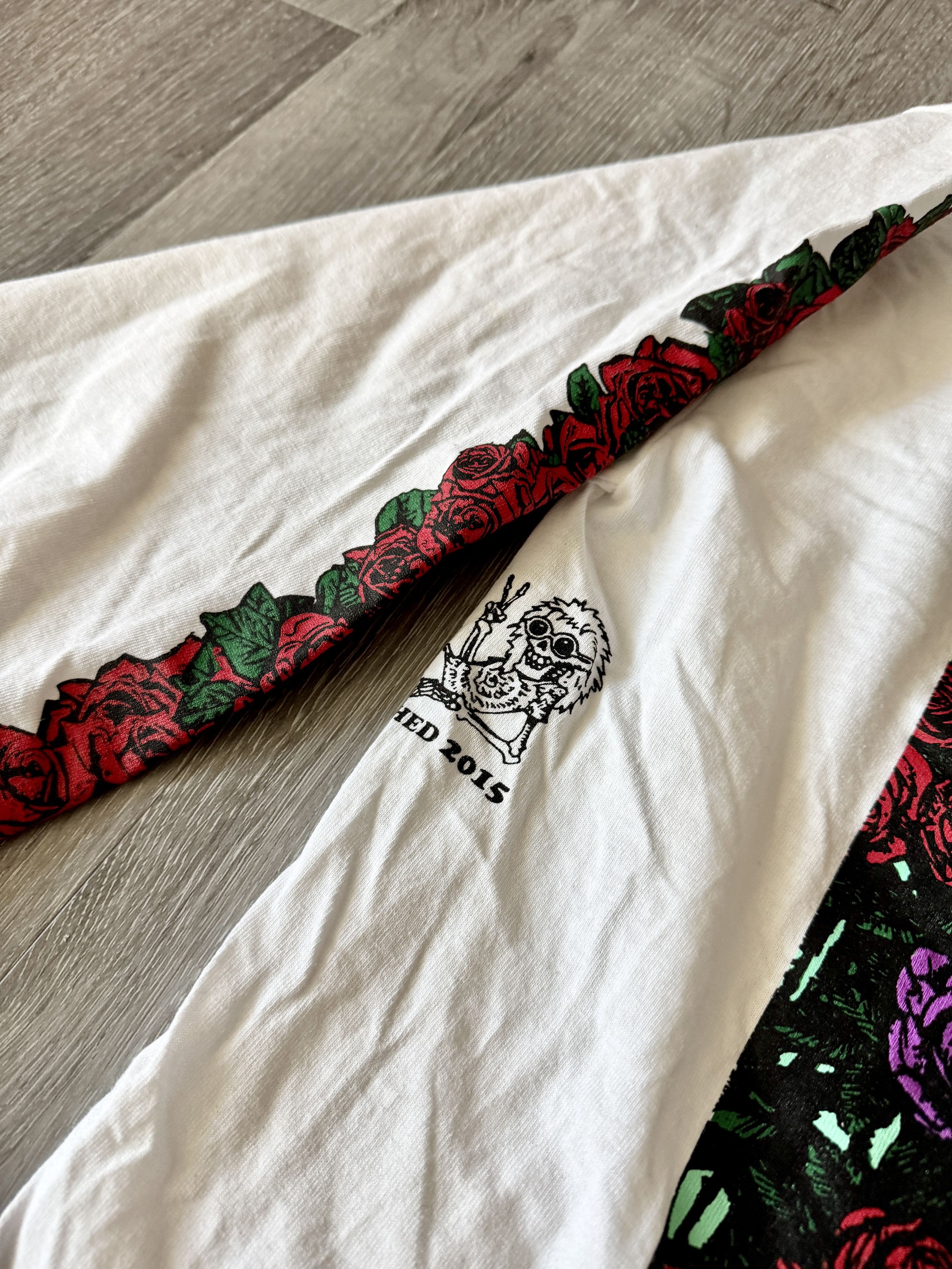 Grateful Dead Grateful Dead Bertha Skeleton Skull & Roses Long Sleeve Tee Size US M / EU 48-50 / 2 - 5 Thumbnail
