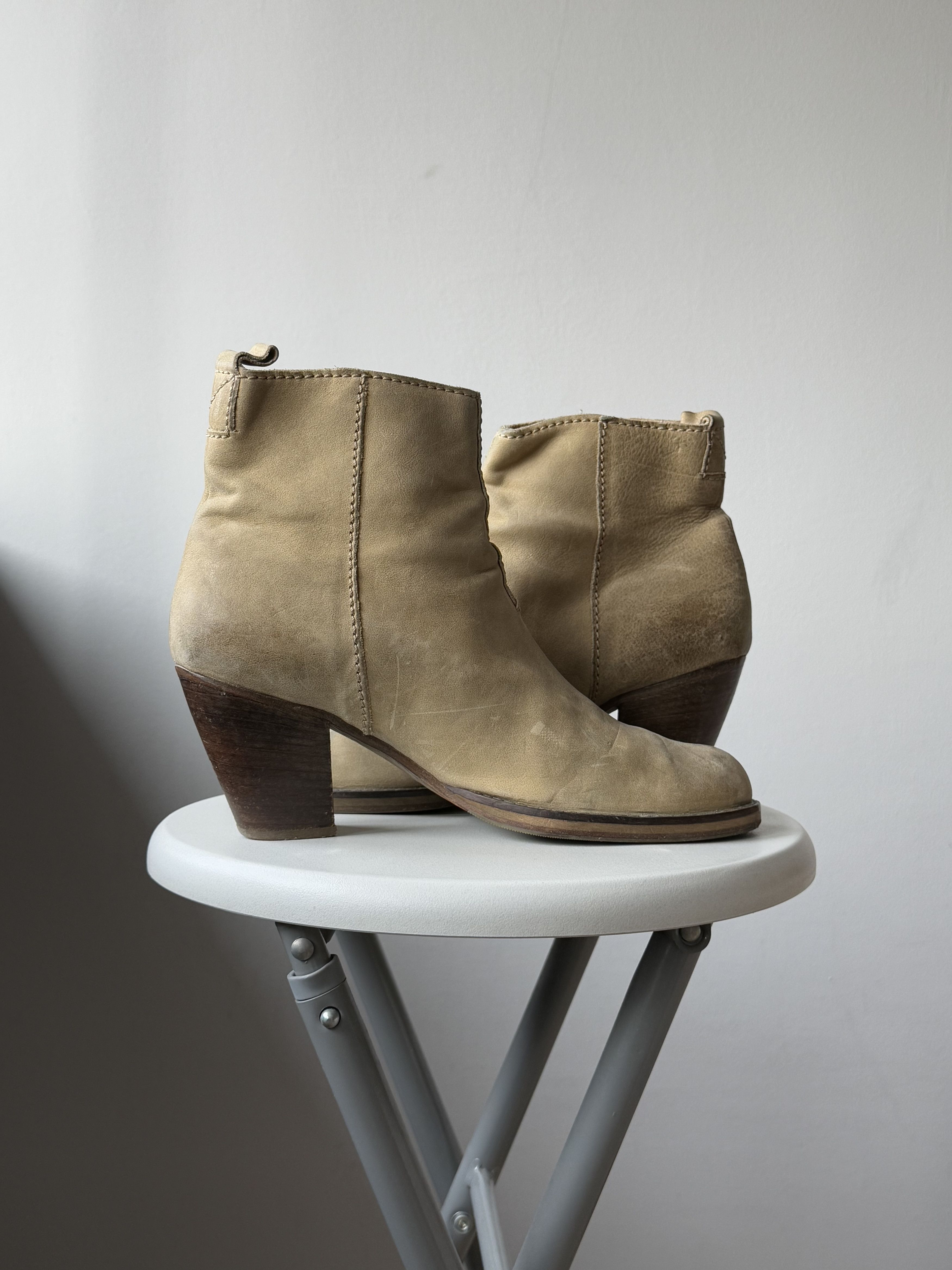 Acne Studios Acne Studios Pistol Taupe Beige Side Zip Ankle Heel Boots Size US 9 / IT 39 - 4 Thumbnail