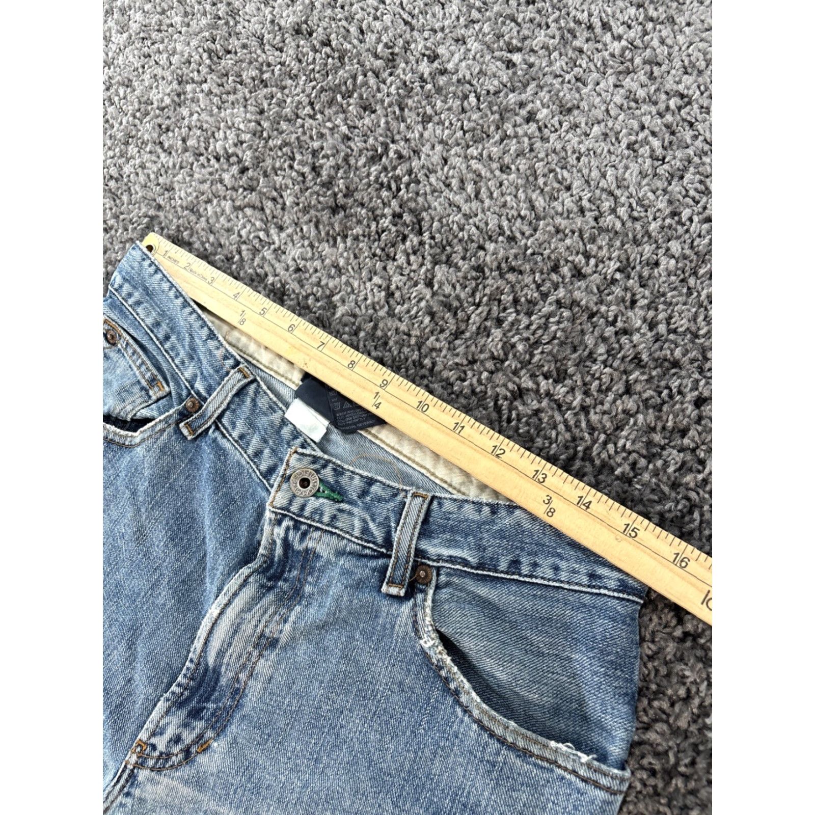 Tommy Hilfiger VINTAGE Tommy Hilfiger Jeans Mens 30x30 Relaxed Baggy Y2K Work Frayed Grunge Blue Denim Wide-Leg Mens Size US 30 / EU 46 - 4 Thumbnail