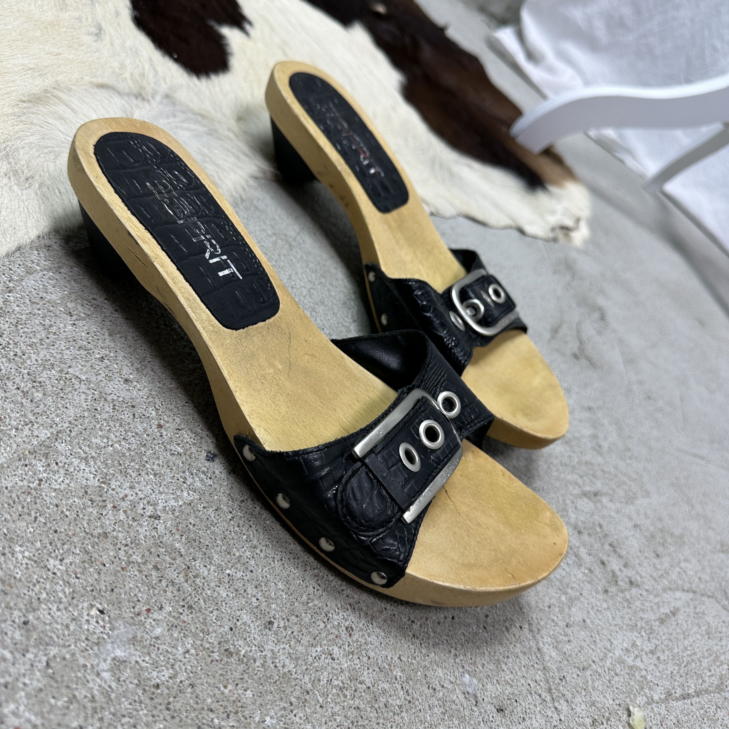 Esprit Vintage Avant Garde Wooden Casual Buckled Y2K Clogs Size US 10 / IT 40 - 1 Thumbnail