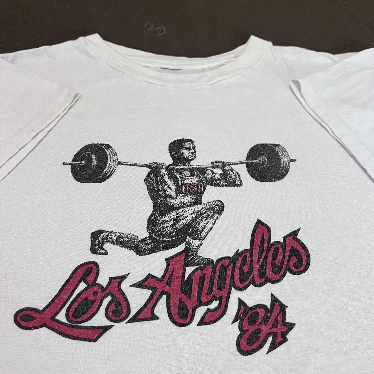 Vintage Vintage USA Los Angeles Gym Fitness Weightlifting Promo Tee Size US XL / EU 56 / 4 - 1 Thumbnail