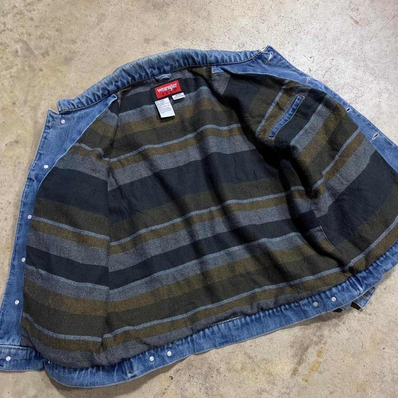 Vintage × Wrangler Vintage Wrangler Hero Blanket Lined Denim Jacket Size US M / EU 48-50 / 2 - 3 Thumbnail