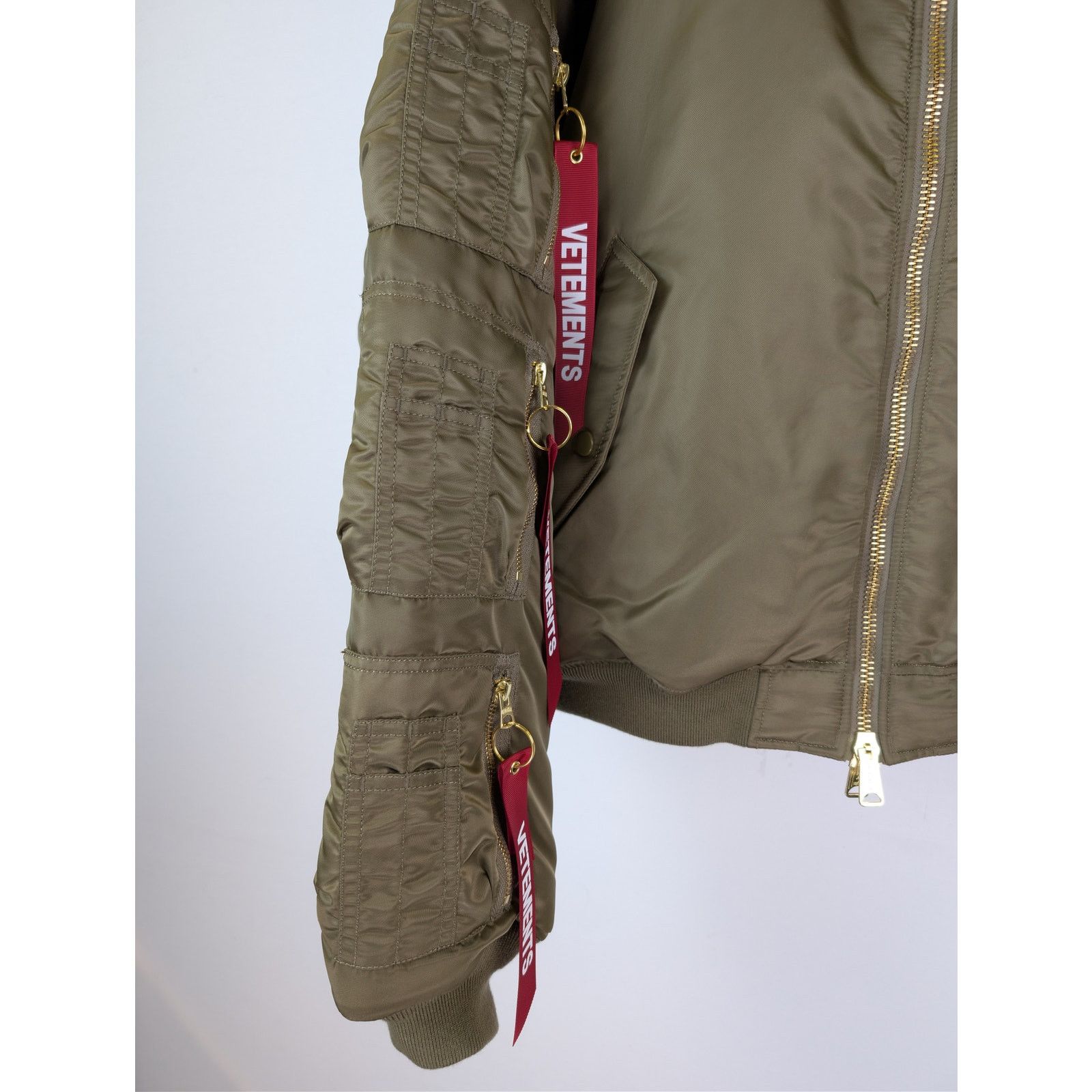 Vetements o1rshd1 Cargo Bomber Jacket in Green Size US M / EU 48-50 / 2 - 6 Thumbnail