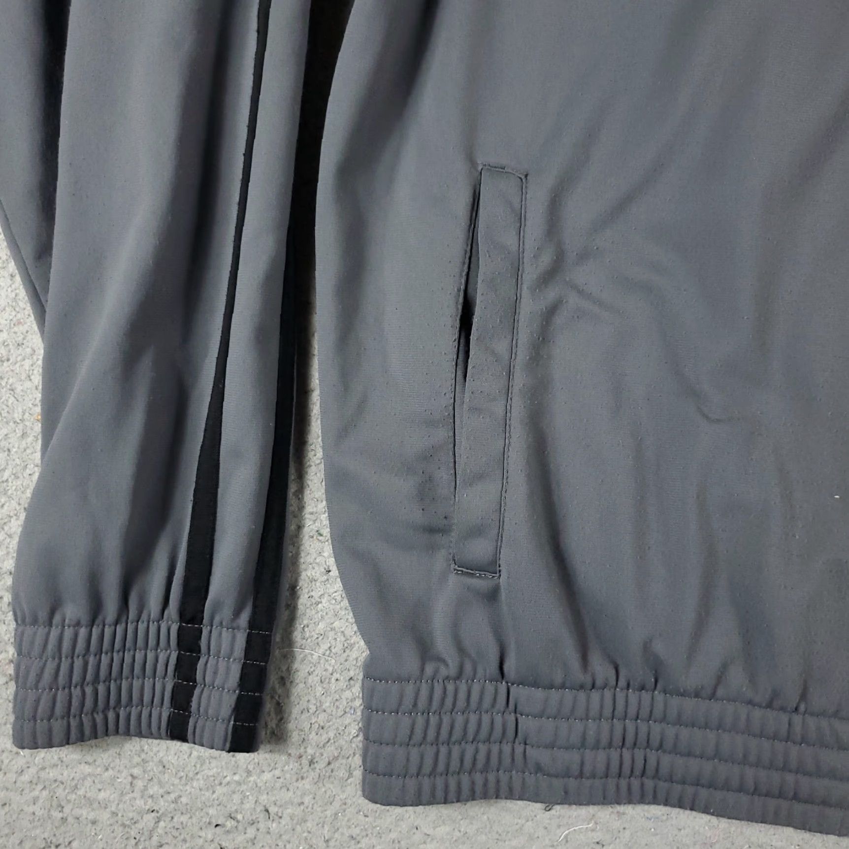 Champion Champion Jacket Mens XL Gray Full Zip Up Track Sweater Sweatshirt Size US XL / EU 56 / 4 - 3 Thumbnail