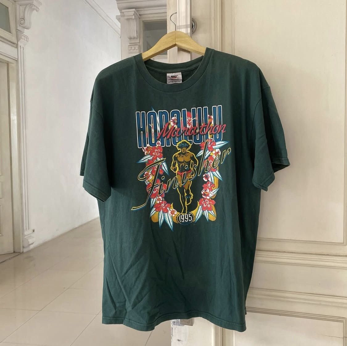 Nike Nike Honolulu Marathon 1995 Size US XL / EU 56 / 4 - 1 Thumbnail