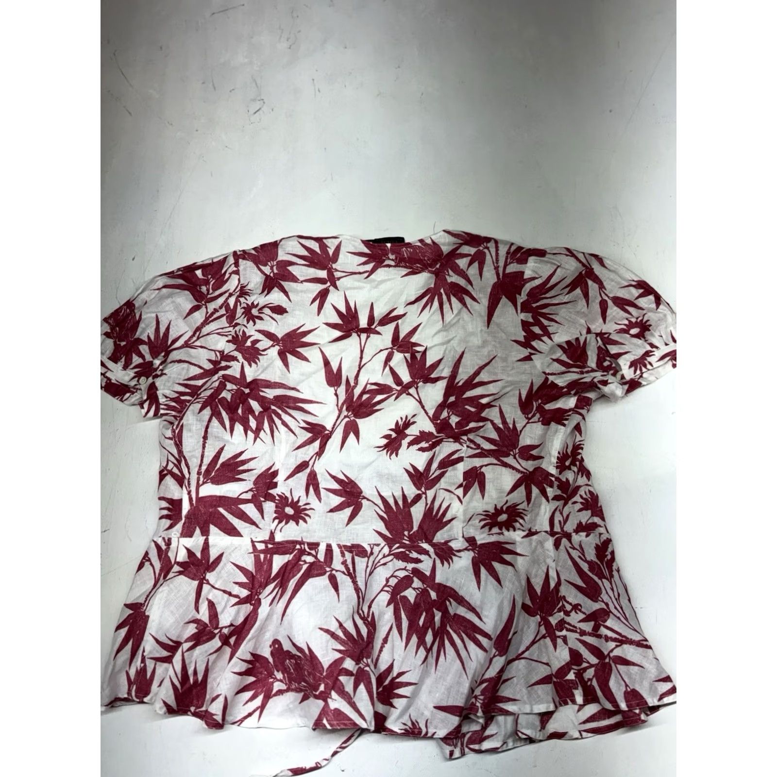 Polo Ralph Lauren Polo Ralph Lauren Womens Linen Floral Print Wrap Top Blouse Red L Floral V-Neck Tie Short Sleeve Casual Summer Women Size L / US 10 / IT 46 - 7 Thumbnail