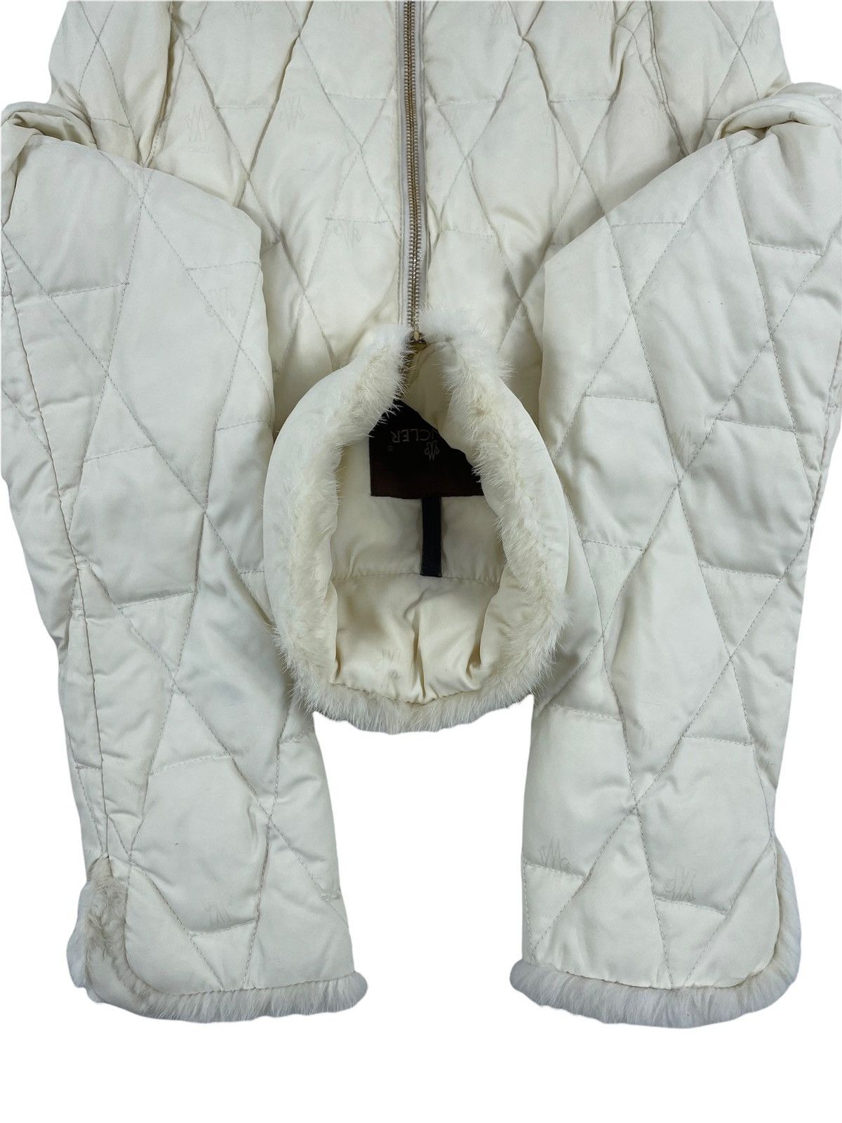 Moncler × Moncler Gamme Bleu RARE VTG MONCLER Multi Logo Fur Neck / Sleeve Puffer Down Jacket Zip Parka Size S / US 4 / IT 40 - 10 Thumbnail