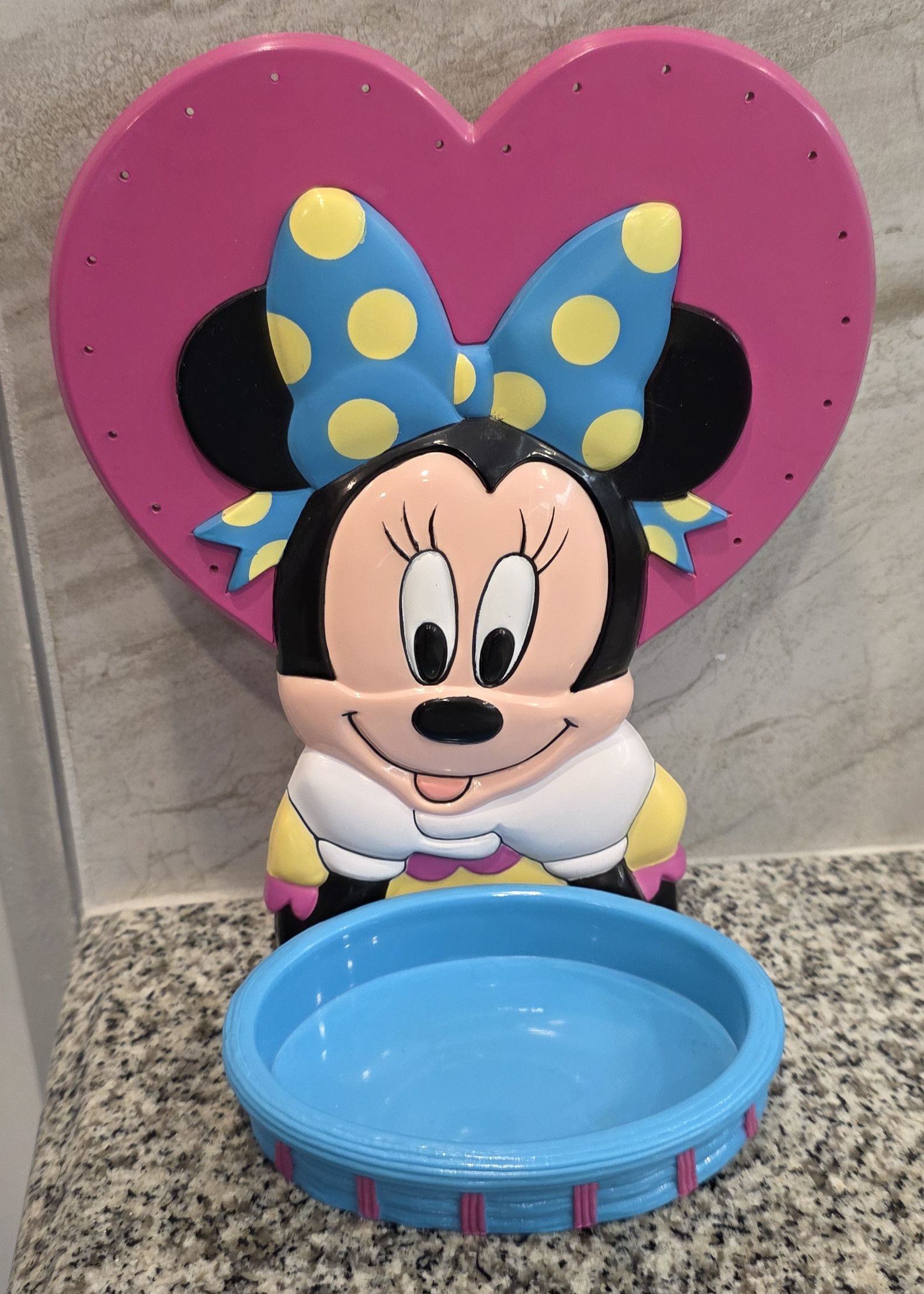 Disney Vintage Disney Avon Minnie Mouse Heart Earring Holder Size ONE SIZE - 1 Thumbnail