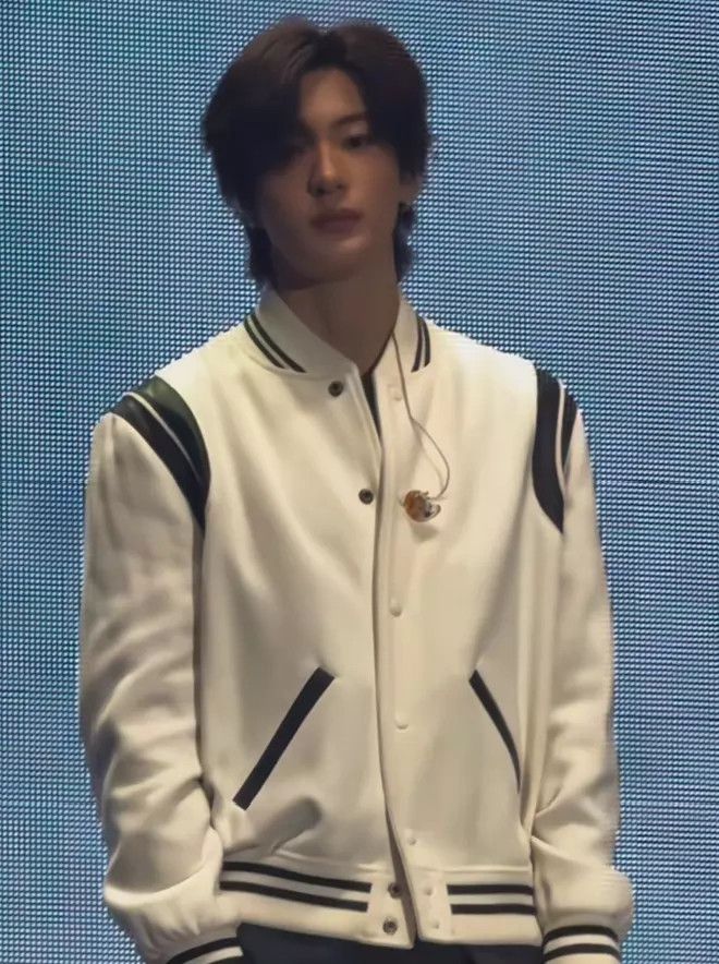 Saint Laurent Paris SAINT LAURENT Men's White Wool Baseball Jacket 46 Mint Size US S / EU 44-46 / 1 - 6 Thumbnail