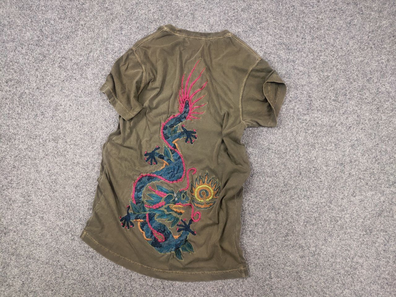 Maharishi Vintage Maharishi Japan Dragon Overprint Embroidered T-shirt Size US S / EU 44-46 / 1 - 3 Thumbnail