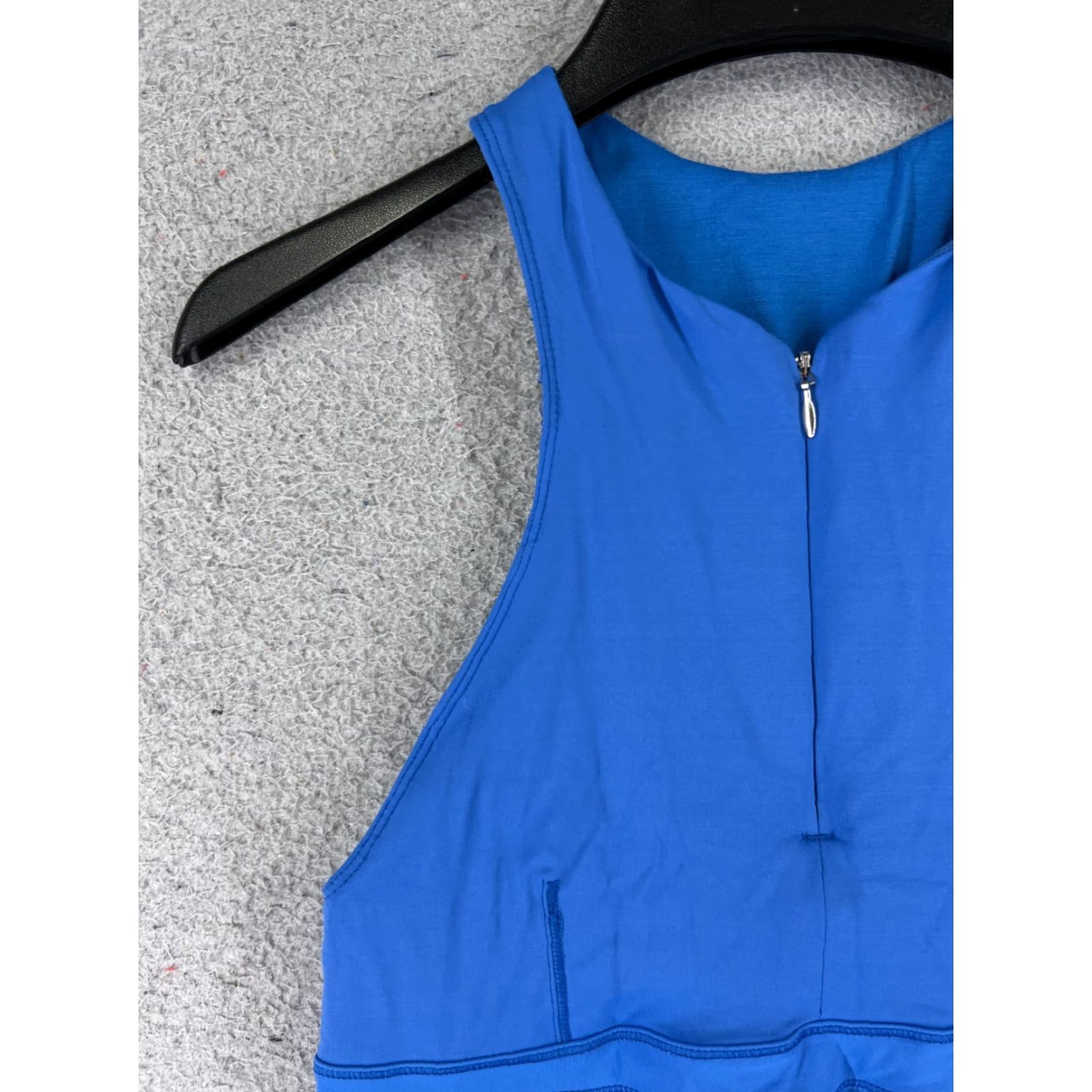 Lululemon Lululemon Shirt Women 6 Blue Zippy Run Tank Pockets Luxtreme Fabric Power Size M / US 6-8 / IT 42-44 - 3 Thumbnail