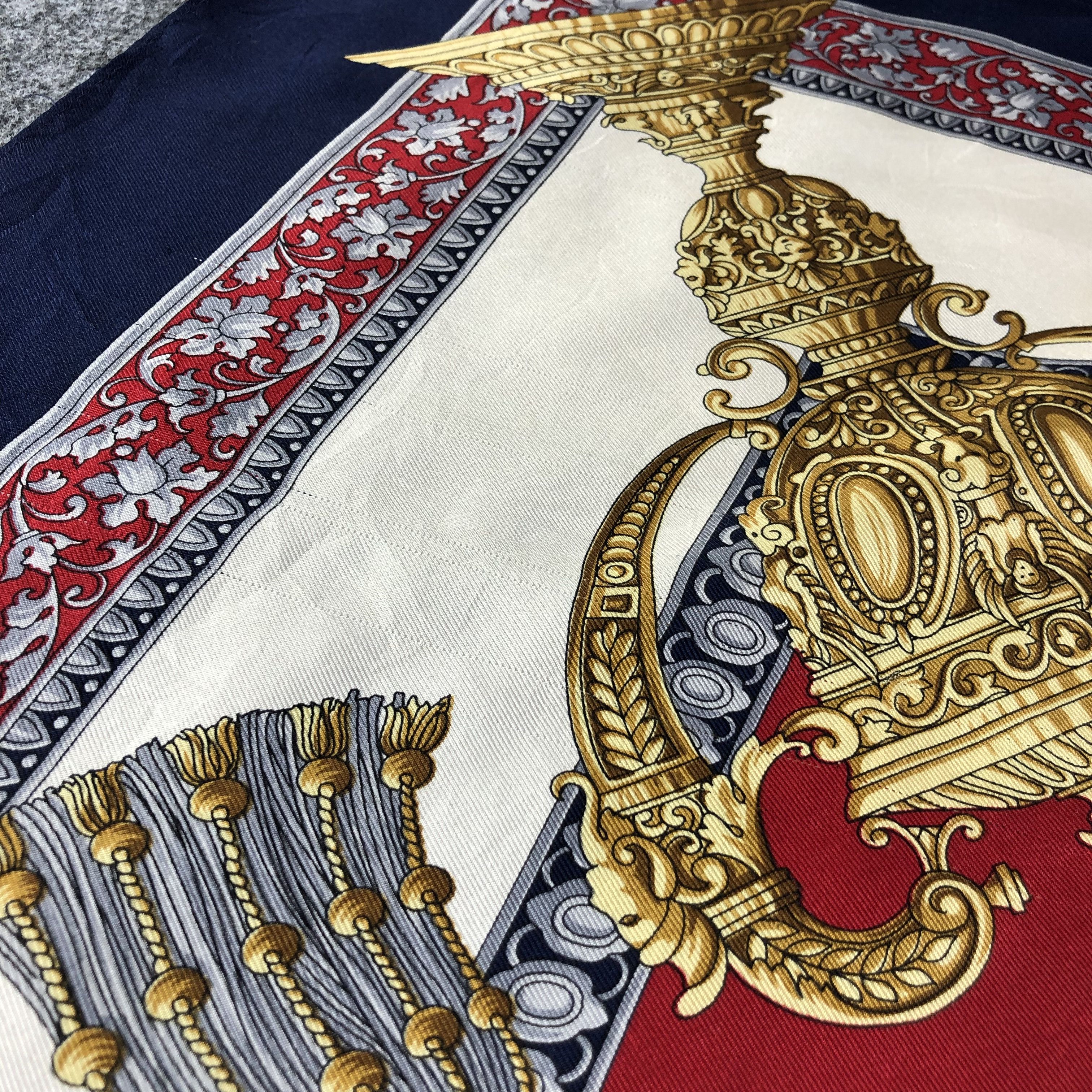 Vintage Luxury Design Silk Scarf M558 Size ONE SIZE - 13 Thumbnail
