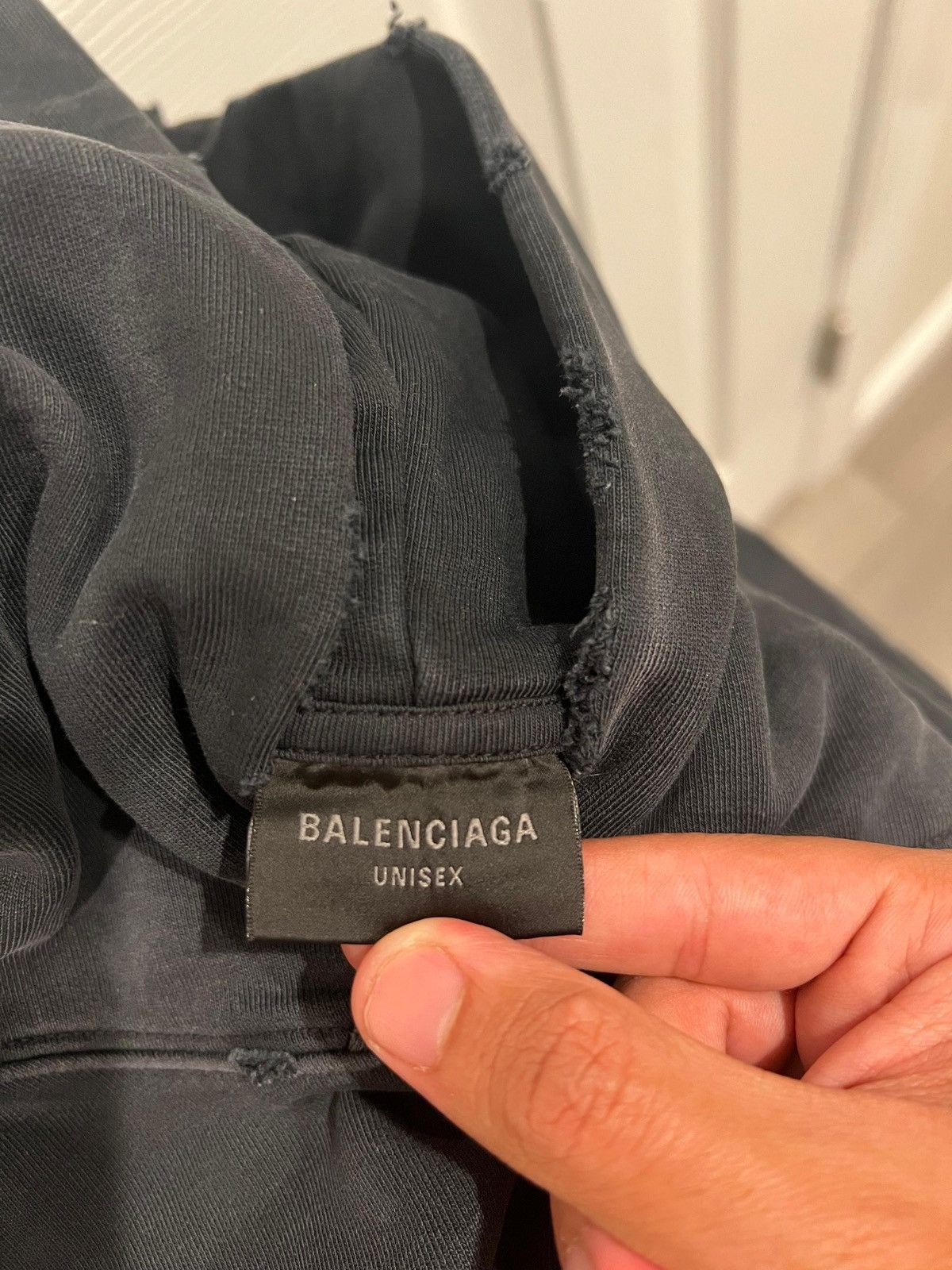 Balenciaga Balenciaga Distressed Tape Hoodie Size US S / EU 44-46 / 1 - 5 Thumbnail