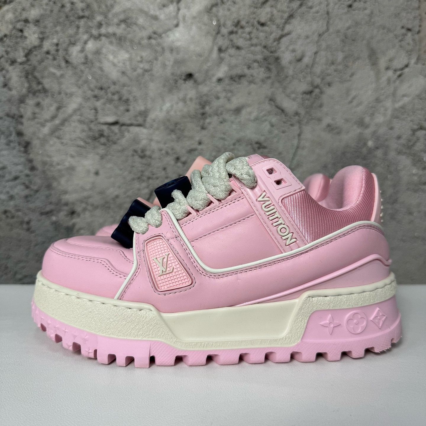 Louis Vuitton Louis Vuitton Pink Trainer Maxi Sneakers Size 35 Size US 5 / IT 35 - 1 Thumbnail