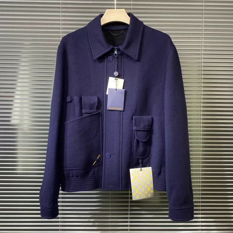 Louis Vuitton LOUIS VUITTON Pin tag multi-pocket inside presbyopic full p Size US L / EU 52-54 / 3 - 3 Thumbnail