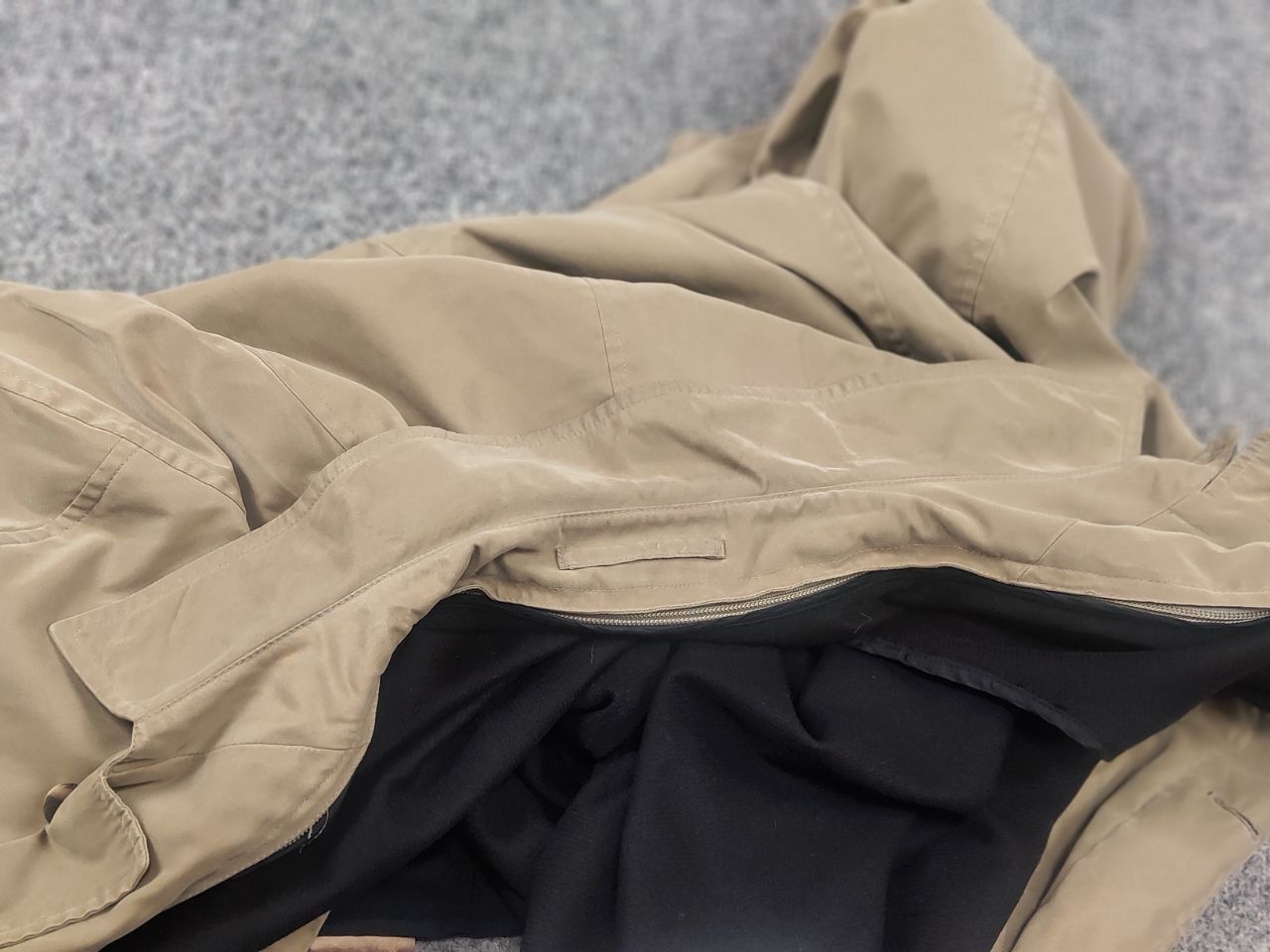 Herno Herno Vintage Trench Coat Nylon Oversized Jacket lining Size US M / EU 48-50 / 2 - 20 Thumbnail