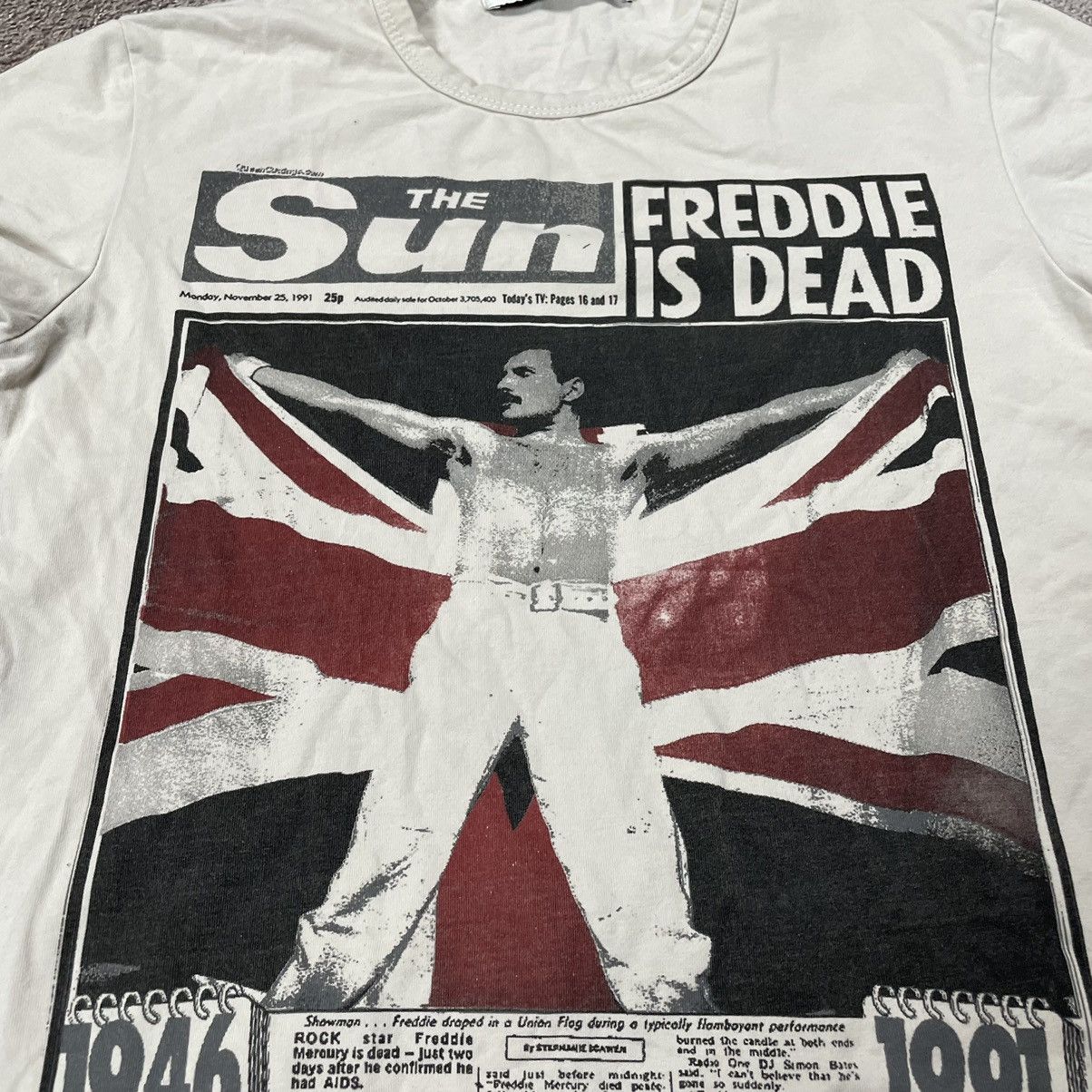 Vintage Vintage Y2K Freddie Graphic Tee Sun Faded Grunge Tapered S Size US S / EU 44-46 / 1 - 4 Thumbnail