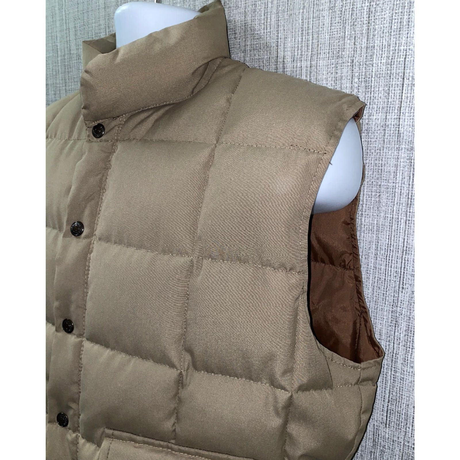 Vintage VINTAGE Skidaddle Vest Quilted Down Beige Men S Size S Snap Button Front 23 Inch Armpit Mens Size US S / EU 44-46 / 1 - 2 Thumbnail