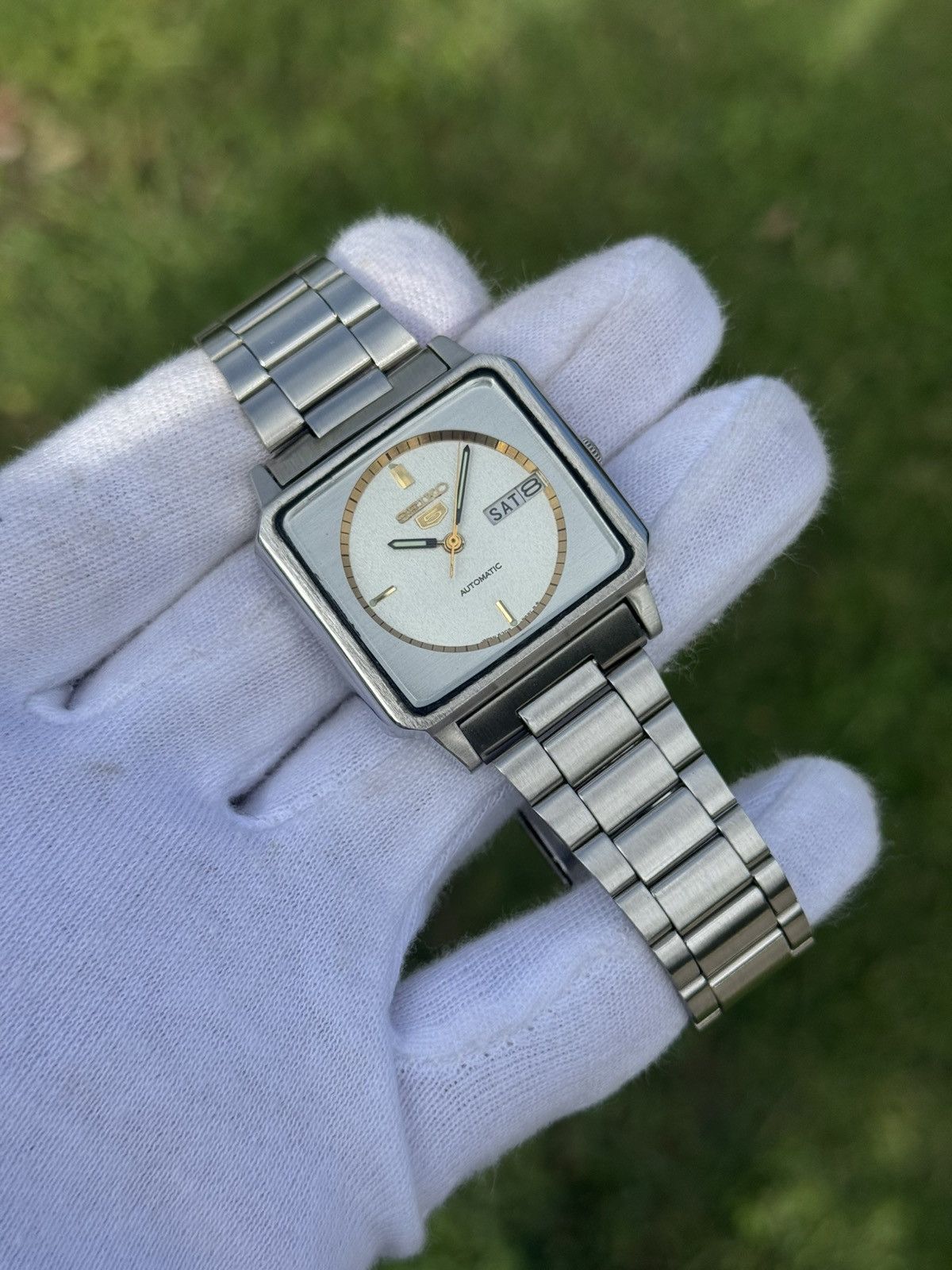 Seiko Vintage Seiko 5 Automatic japan Watch: silver Dial, TV Case Size 36 - 14 Thumbnail