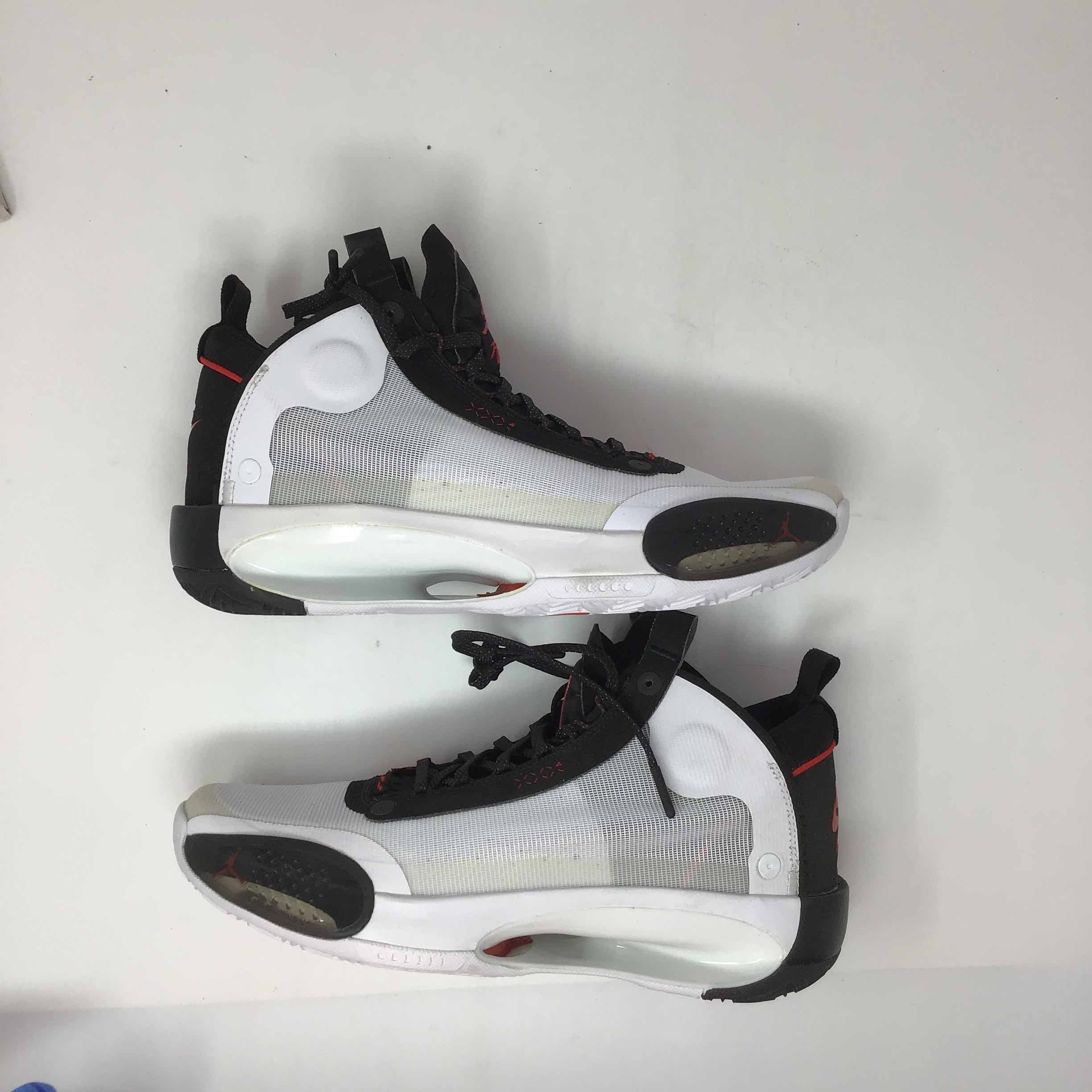 ホワイト/グレー Air Jordan 34