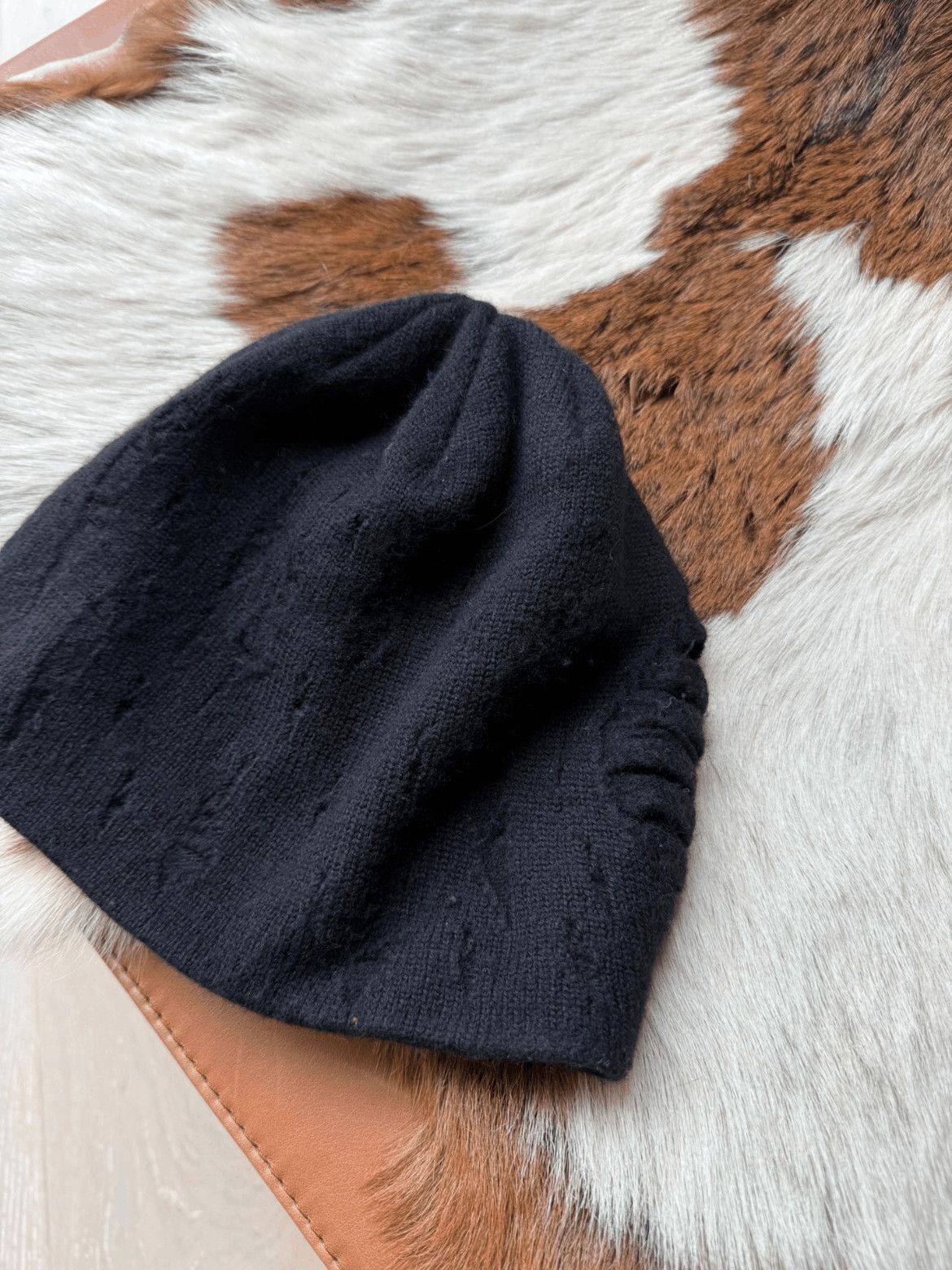 Yohji Yamamoto Yohji Yamamoto Yohji Yamamoto Pour Homme Distressed Beanie Size ONE SIZE - 2 Thumbnail