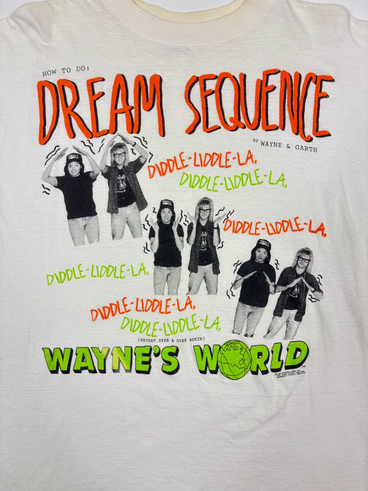 Vintage 1992 Wayne’s World “Dream Sequence” Licensed Promo Tee Size US L / EU 52-54 / 3 - 1 Thumbnail