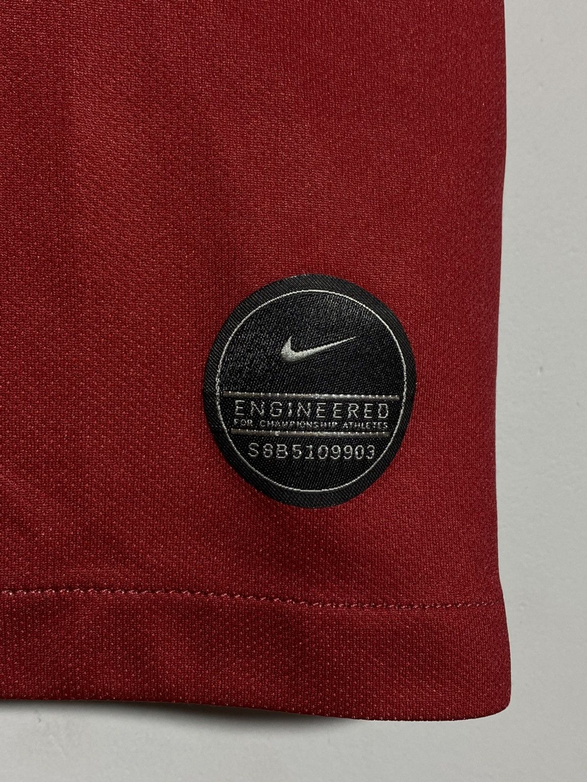 Nike Nike FC Galatasaray 2019/20 Home Football Shirt Size US L / EU 52-54 / 3 - 11 Thumbnail