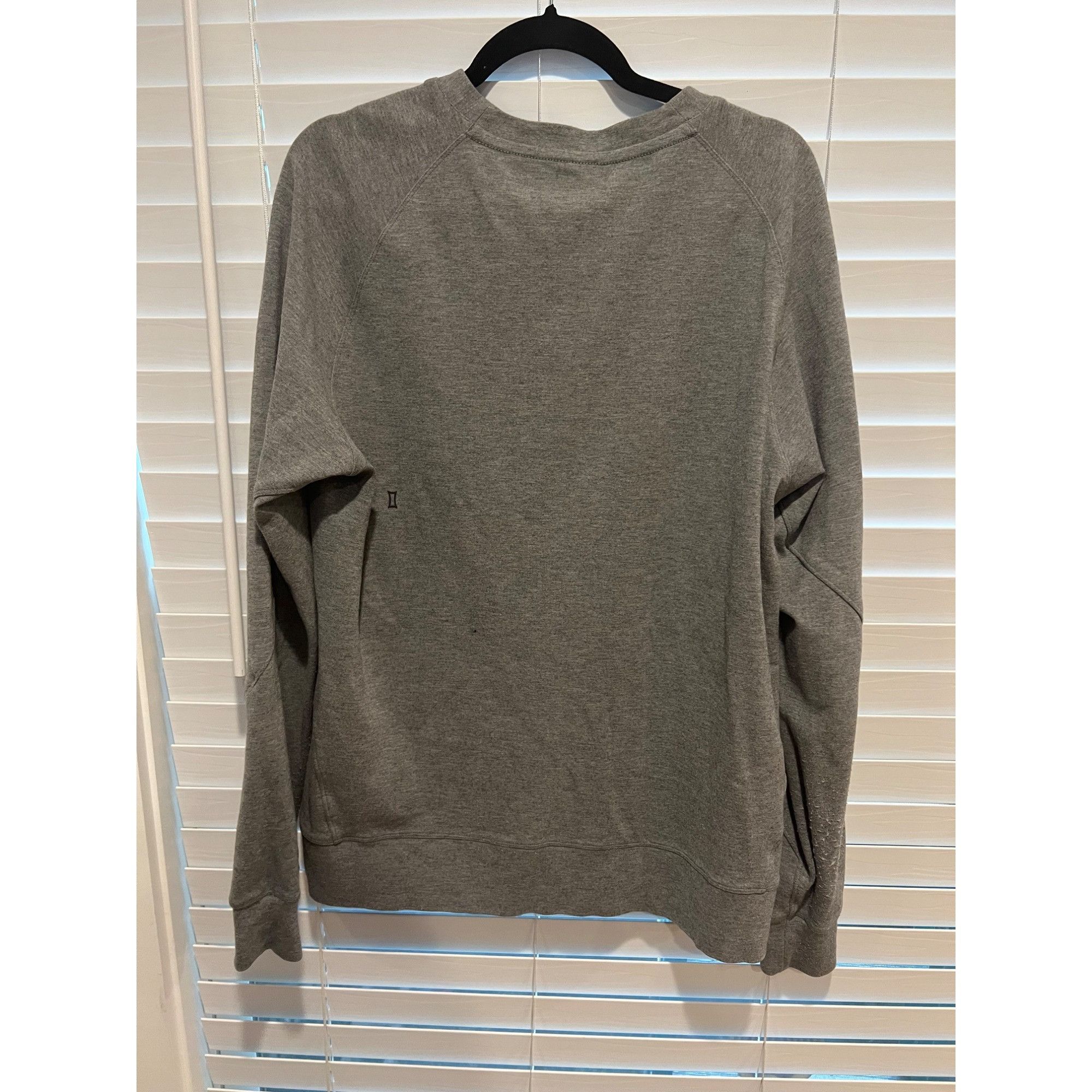 Kit and Ace Kit and Ace Long Sleeve Sweater - Size L Size US L / EU 52-54 / 3 - 3 Thumbnail