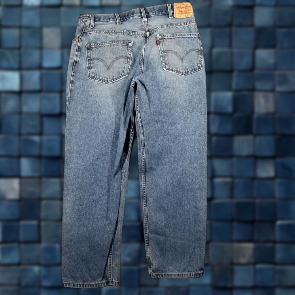 Levi's Levi's 550 Jeans Mens 38x32 Tapered Fit Relaxed Cotton Denim Blue Casual Pants Size US 38 / EU 54 - 1 Thumbnail