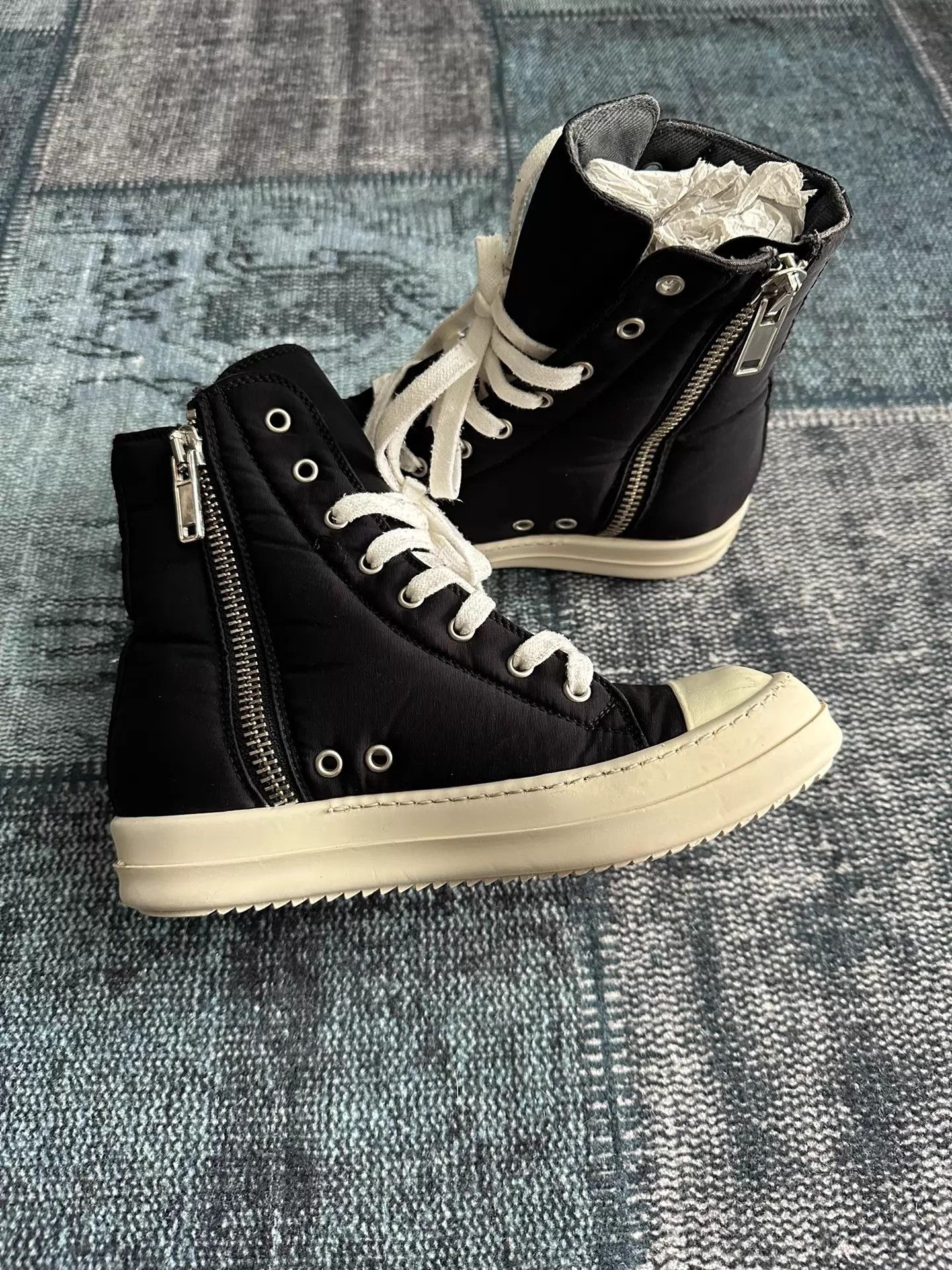 Rick Owens Rick Owens DRKSHDW Canvas Sneaker 37 Very Good Condition Size US 6.5 / IT 36.5 - 3 Thumbnail