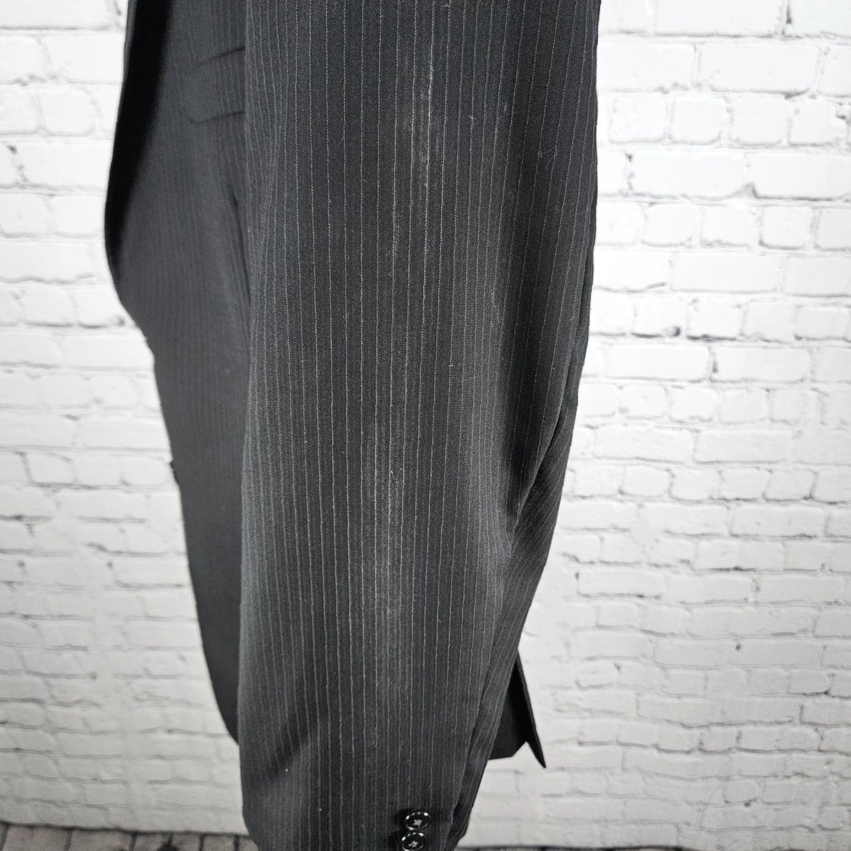 Jos. A. Bank VINTAGE Jos. A. Bank Black 100% Wool Tailored Fit Travelers 2 Button Blazer Sport Coat 43R Size 46R - 5 Thumbnail