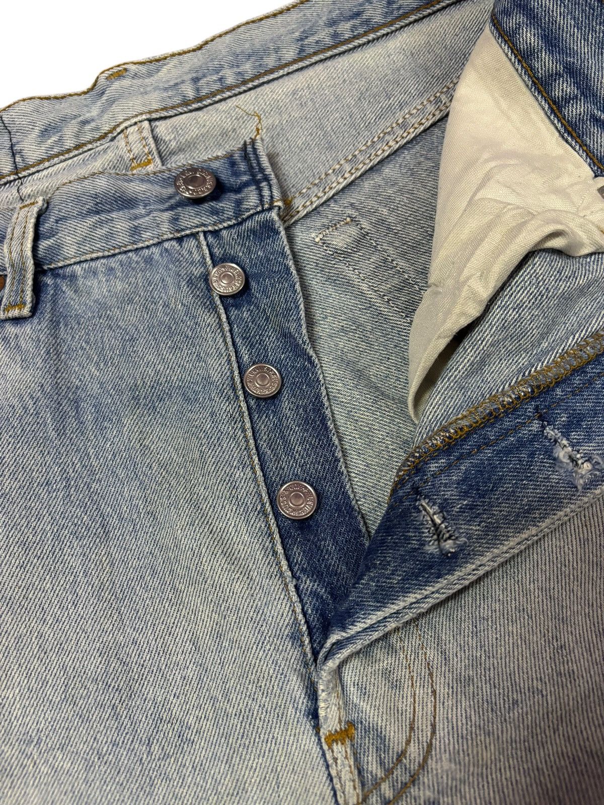 Levi's Vintage Levi’s 90’s 505 Distressed Jeans Size US 34 / EU 50 - 7 Thumbnail
