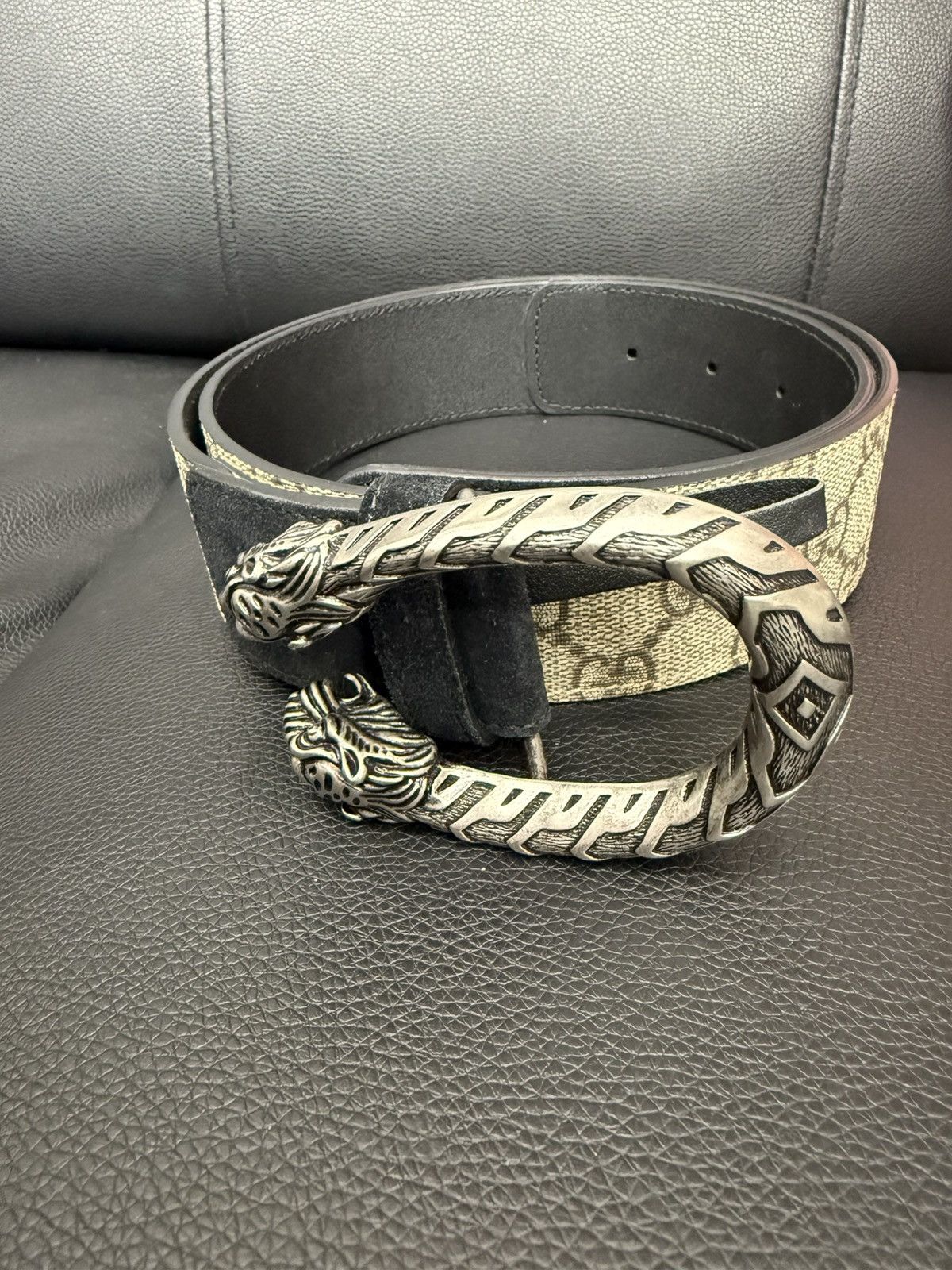 Gucci Tiger buckle belt