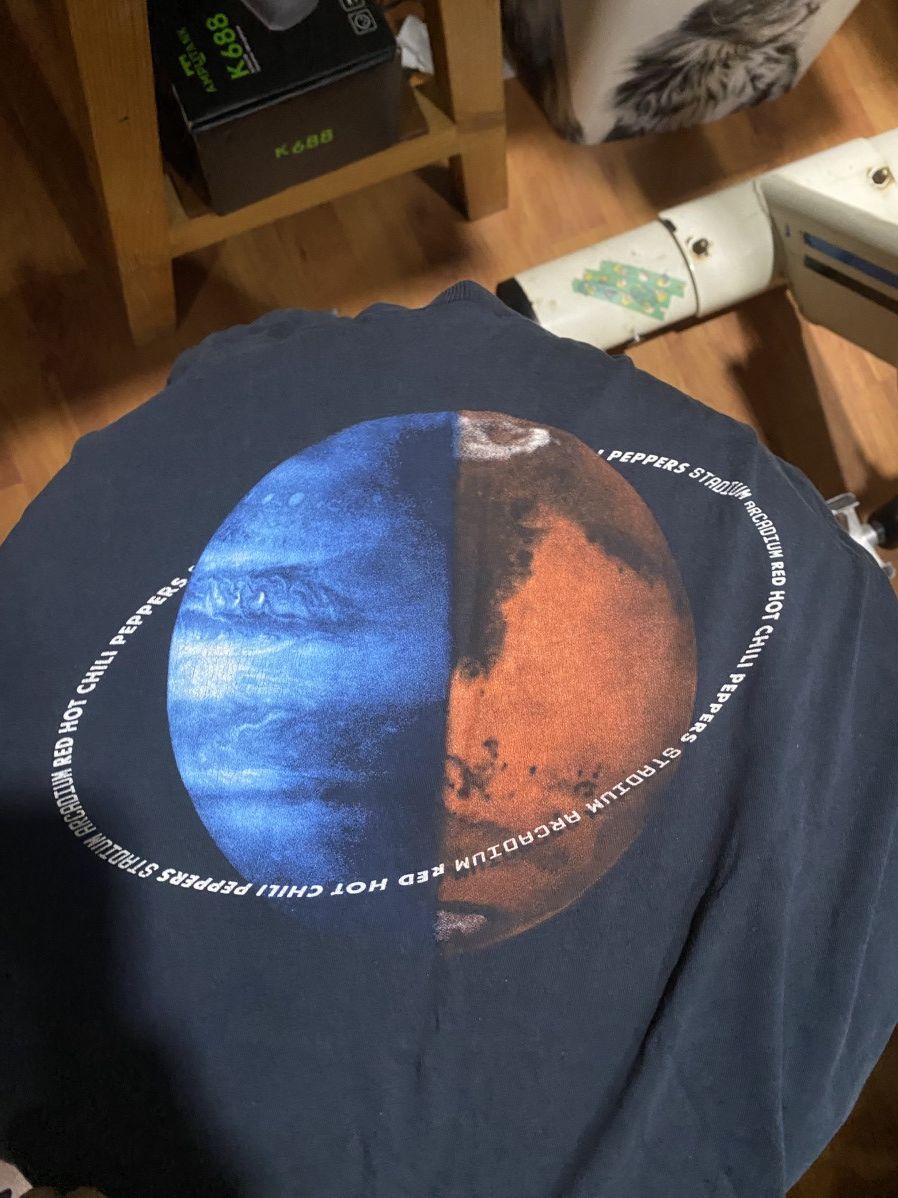 Vintage Vintage 2006 2007 Red hot chilli peppers Stadium Arcadium Size US L / EU 52-54 / 3 - 3 Thumbnail