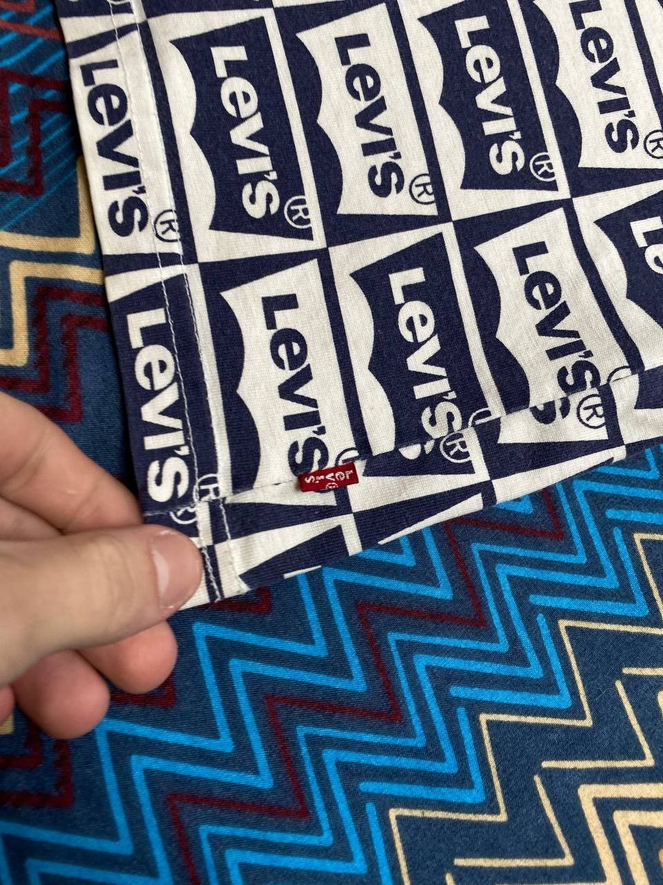 Levi's × Vintage Vintage Levi's Multiprint Logo T-Shirt Retro 90s Size US M / EU 48-50 / 2 - 9 Thumbnail