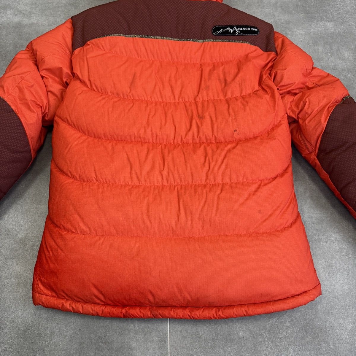BLACKYAK Black Yak Himalayan Extreme Peak Expedition Down Parka Size US L / EU 52-54 / 3 - 22 Thumbnail