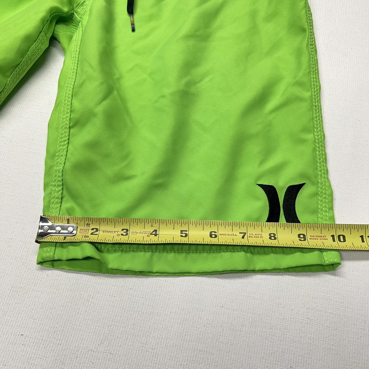 Hurley Hurley Swim Shorts Board Trunks Pocket Beach Pool Logo Size US 28 / EU 44 - 14 Thumbnail
