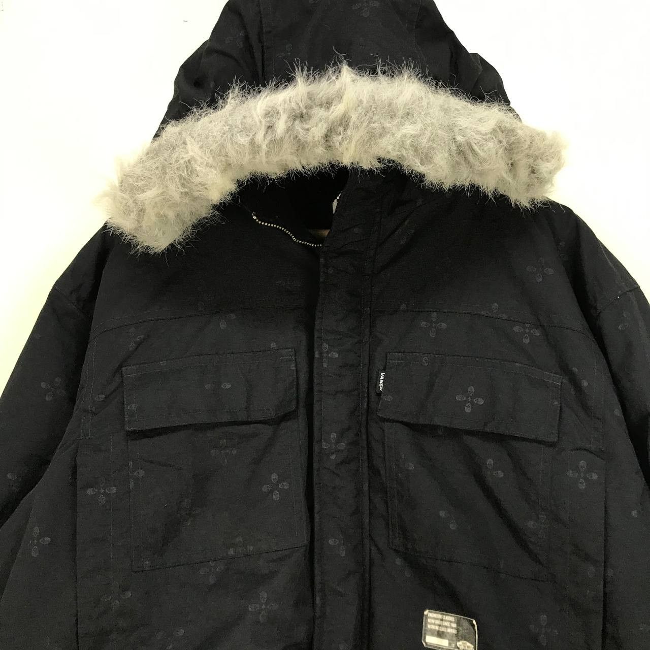 Vans 🔥Vans Off The Wall Skull Full Print Fur Bomber Style Size US S / EU 44-46 / 1 - 14 Thumbnail