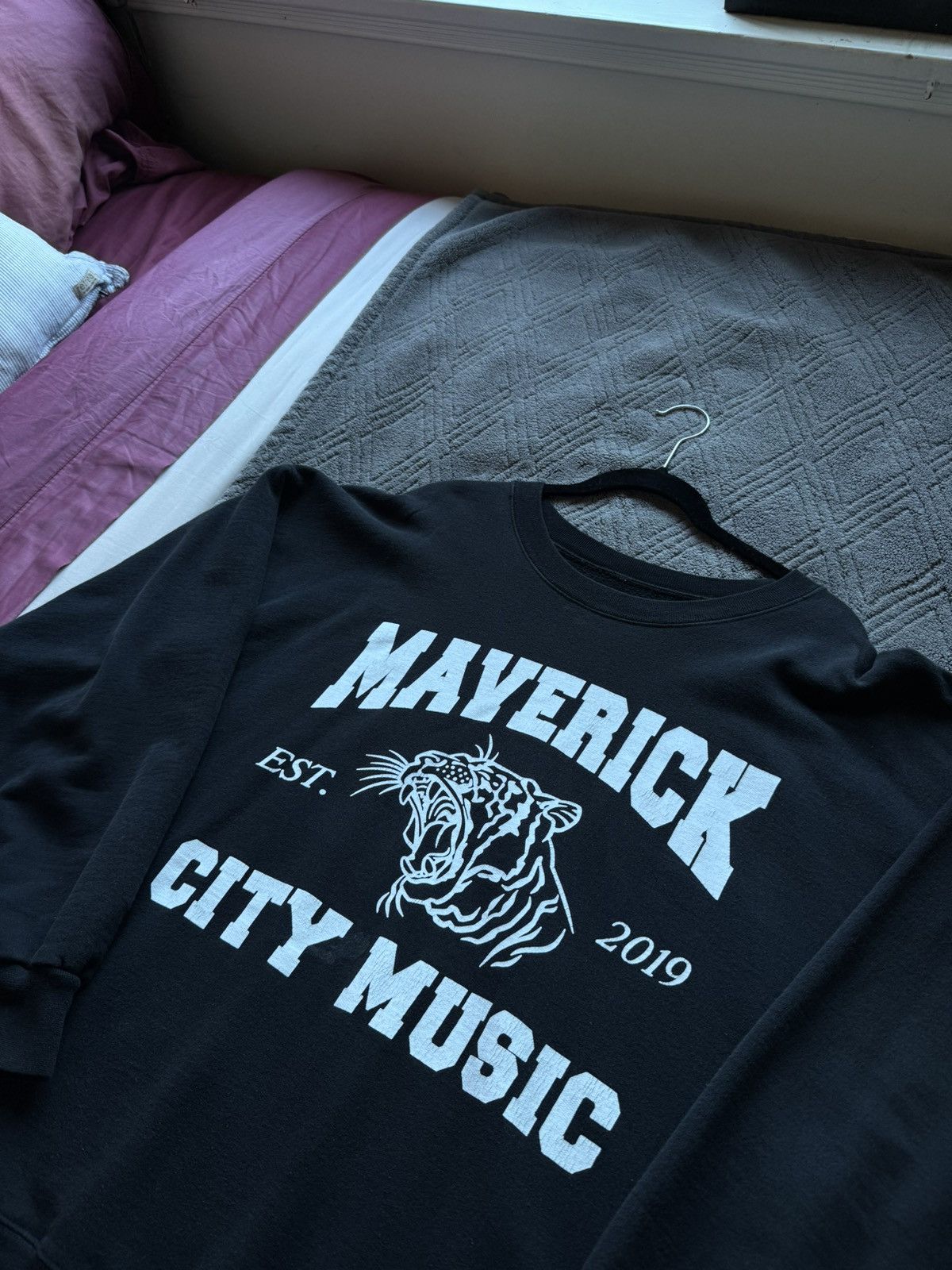 Other Maverick City Music Sweatshirt Size US XL / EU 56 / 4 - 2 Thumbnail