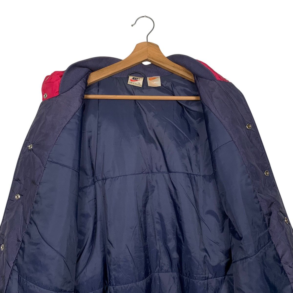 Nike Vintage Nike Basketball Swoosh Hooded Windbreaker Jacket Size US M / EU 48-50 / 2 - 13 Thumbnail